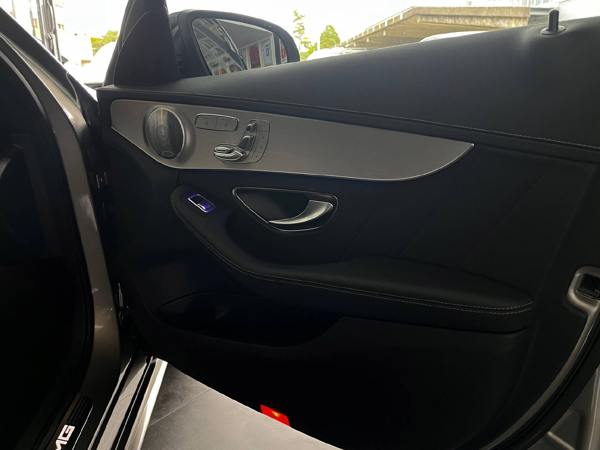 MERCEDES-BENZ C 43 AMG 4matic Kombi-image-25