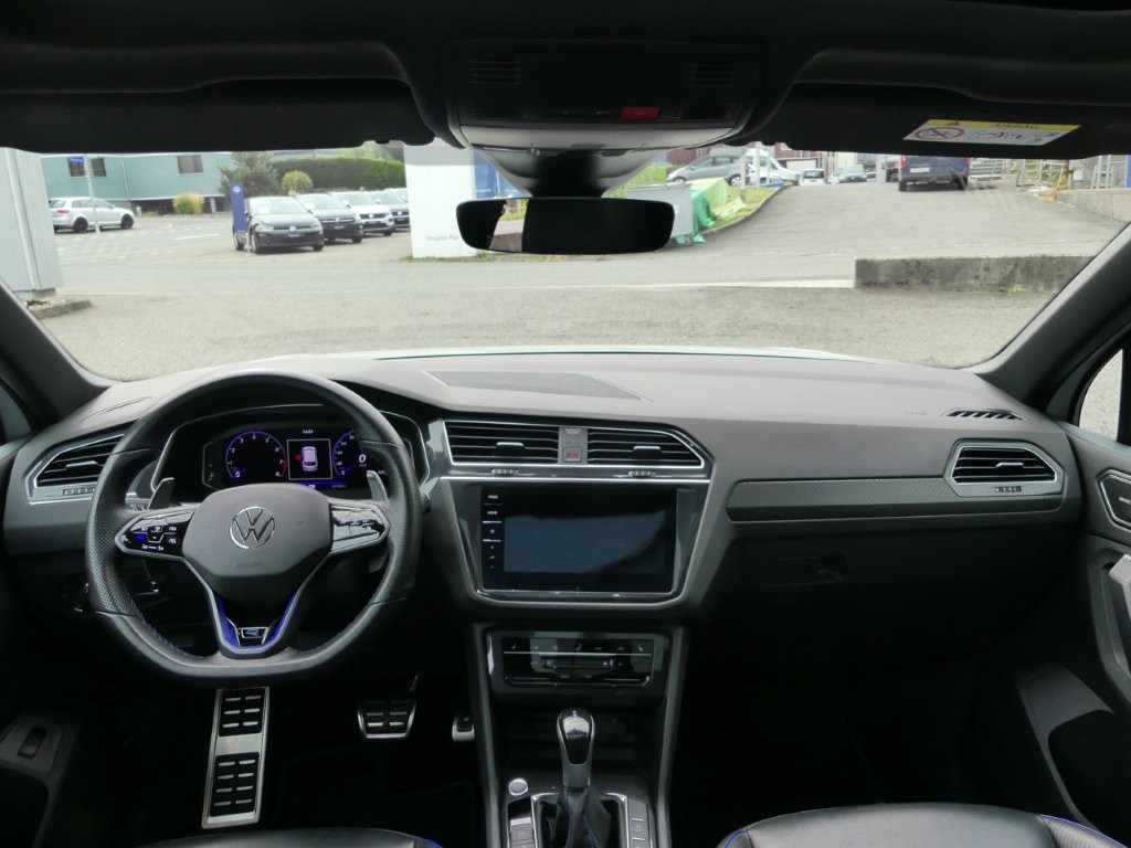 VW Tiguan 2.0TSI R 4Motion DSG-image-7