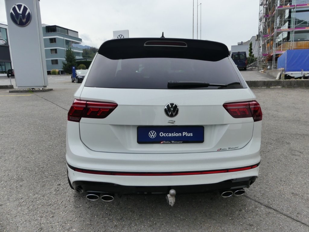 VW Tiguan 2.0TSI R 4Motion DSG-image-2