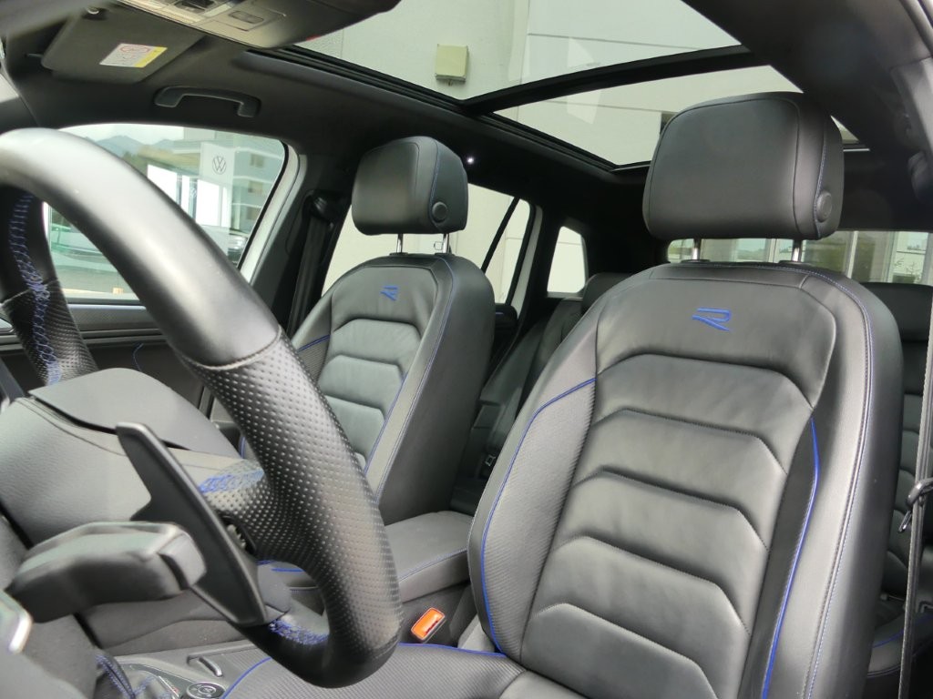 VW Tiguan 2.0TSI R 4Motion DSG-image-9