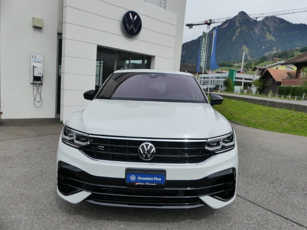 VW Tiguan 2.0TSI R 4Motion DSG-image-5