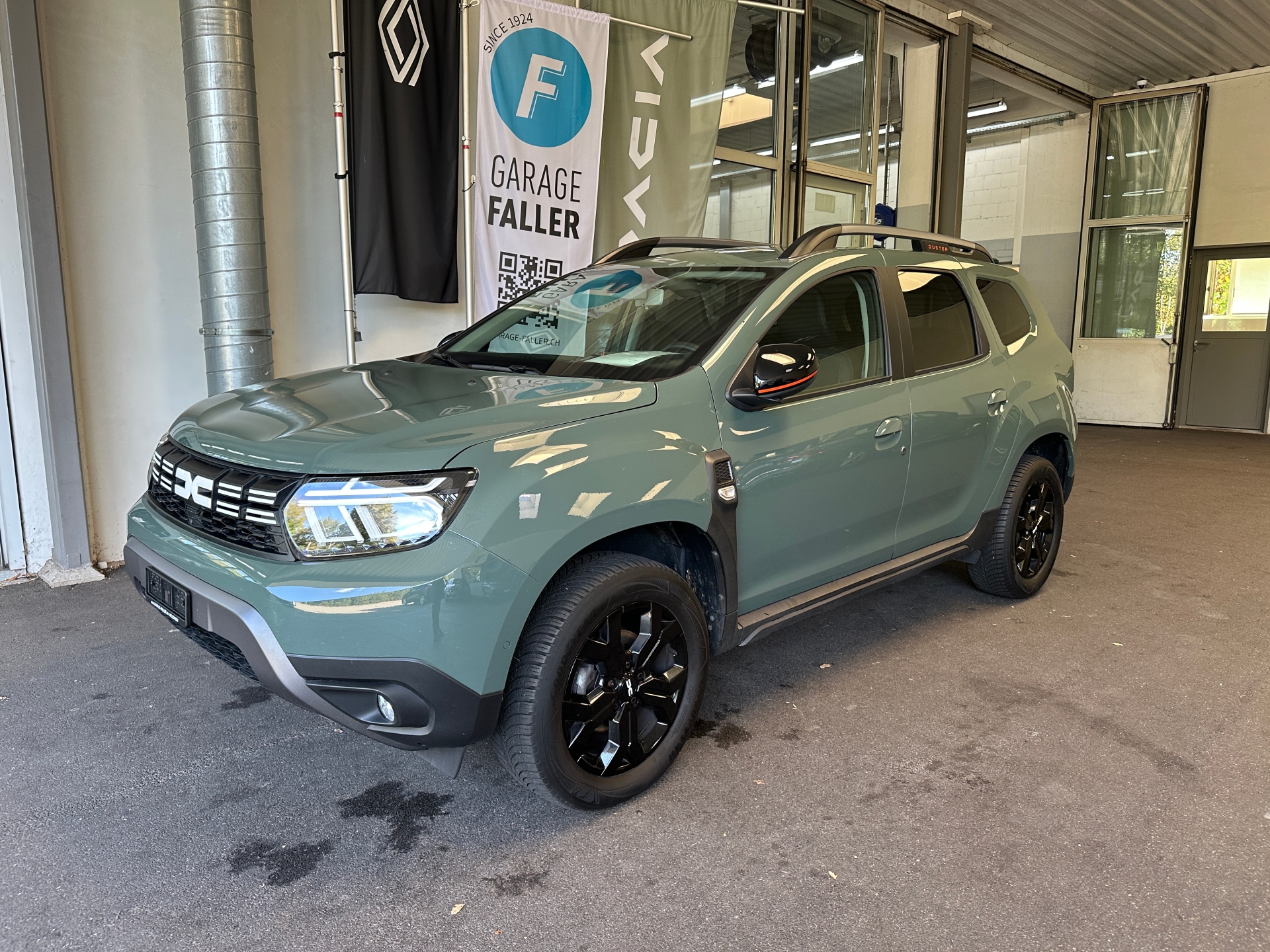 DACIA Duster 1.3 TCe 150 Extreme 4WD-image-0