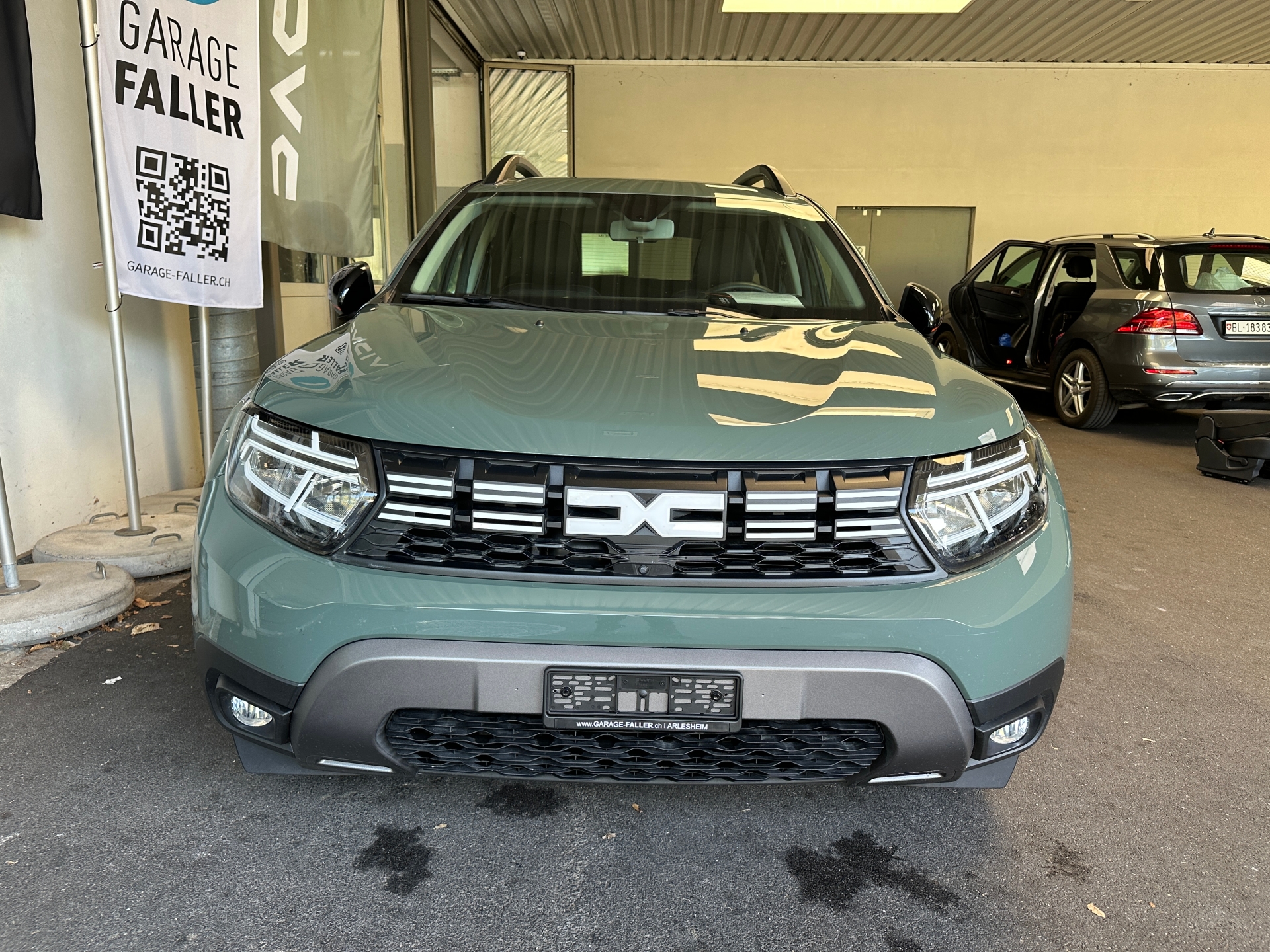 DACIA Duster 1.3 TCe 150 Extreme 4WD-image-5