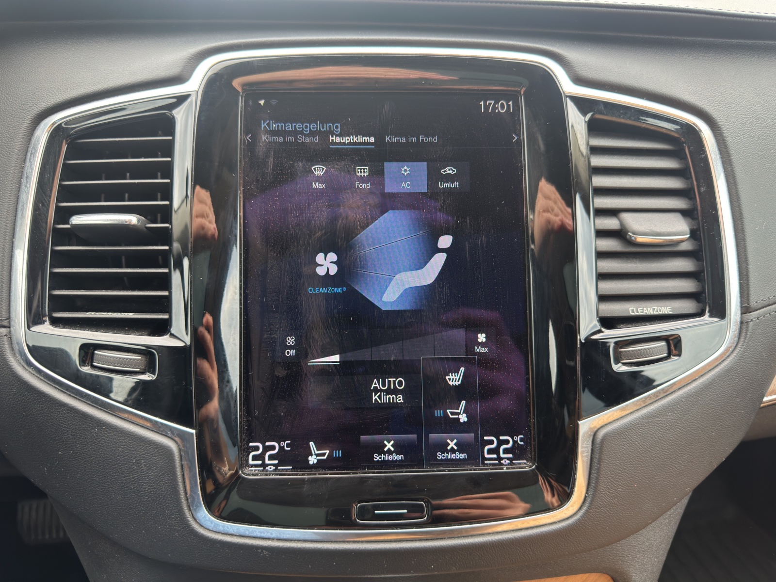 VOLVO XC90 D5 AWD Inscription Geartronic-image-19