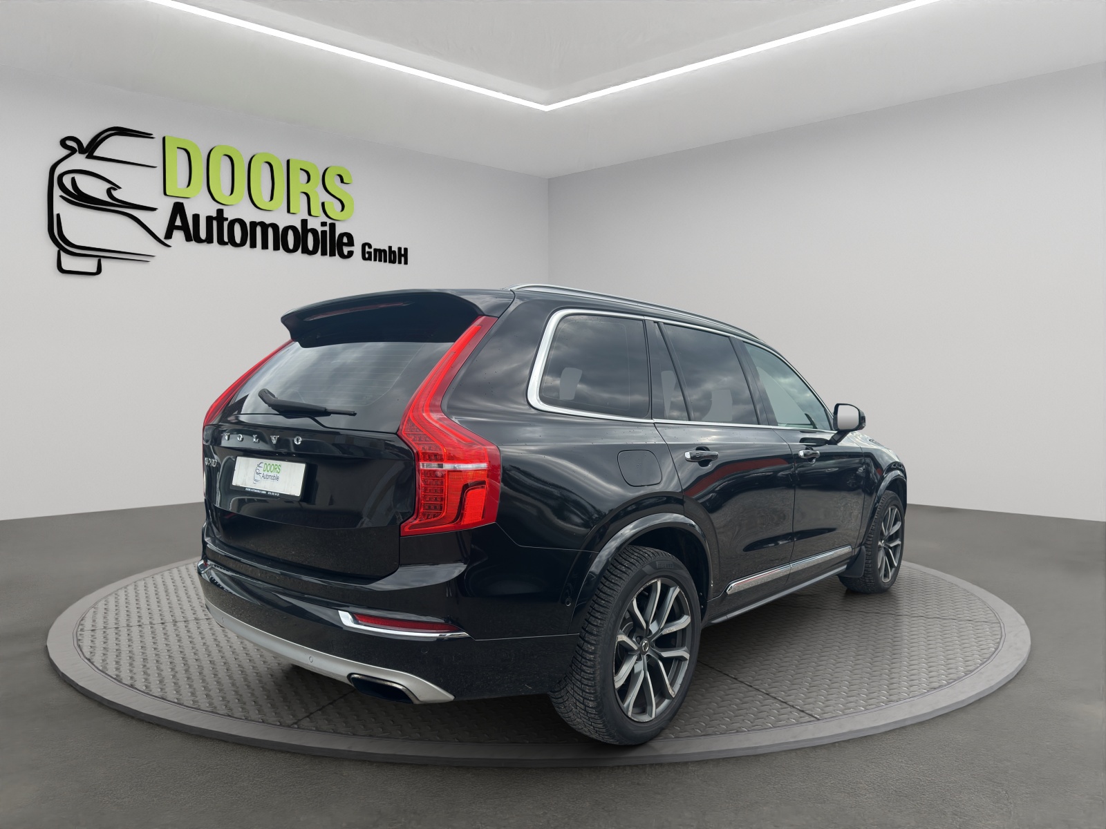 VOLVO XC90 D5 AWD Inscription Geartronic-image-5