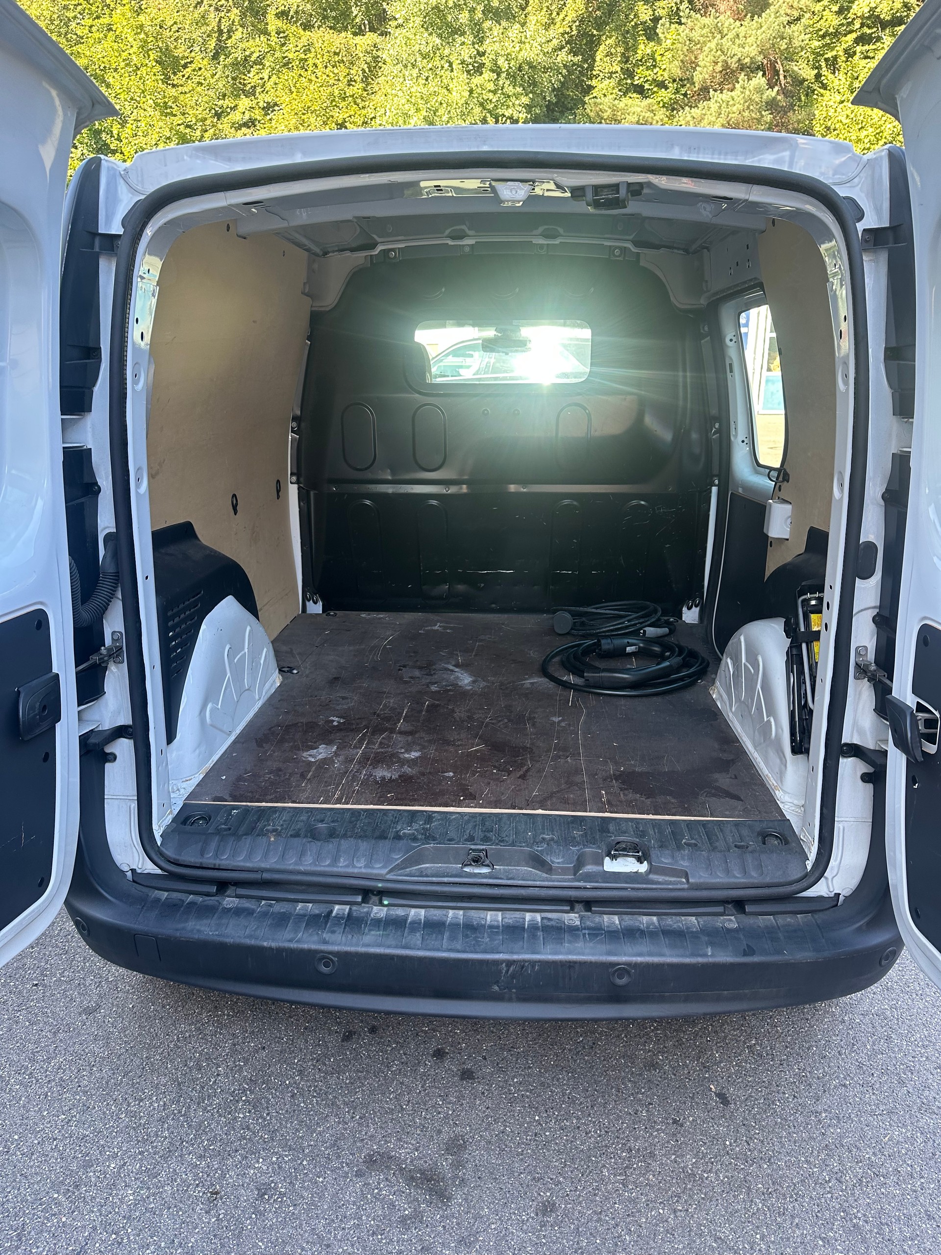 RENAULT Kangoo Z.E. 33 R60 Access-image-5