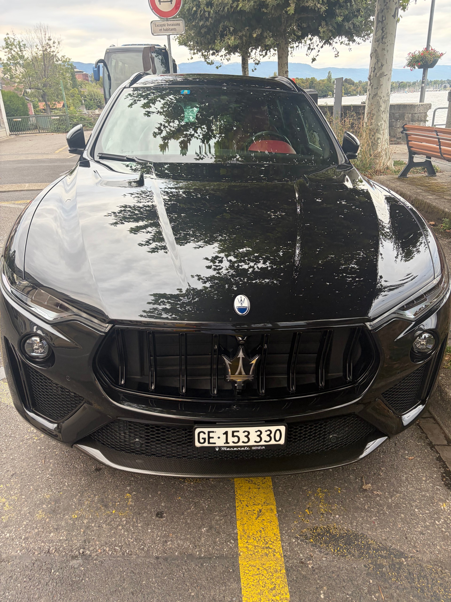 MASERATI LEVANTE-image-0