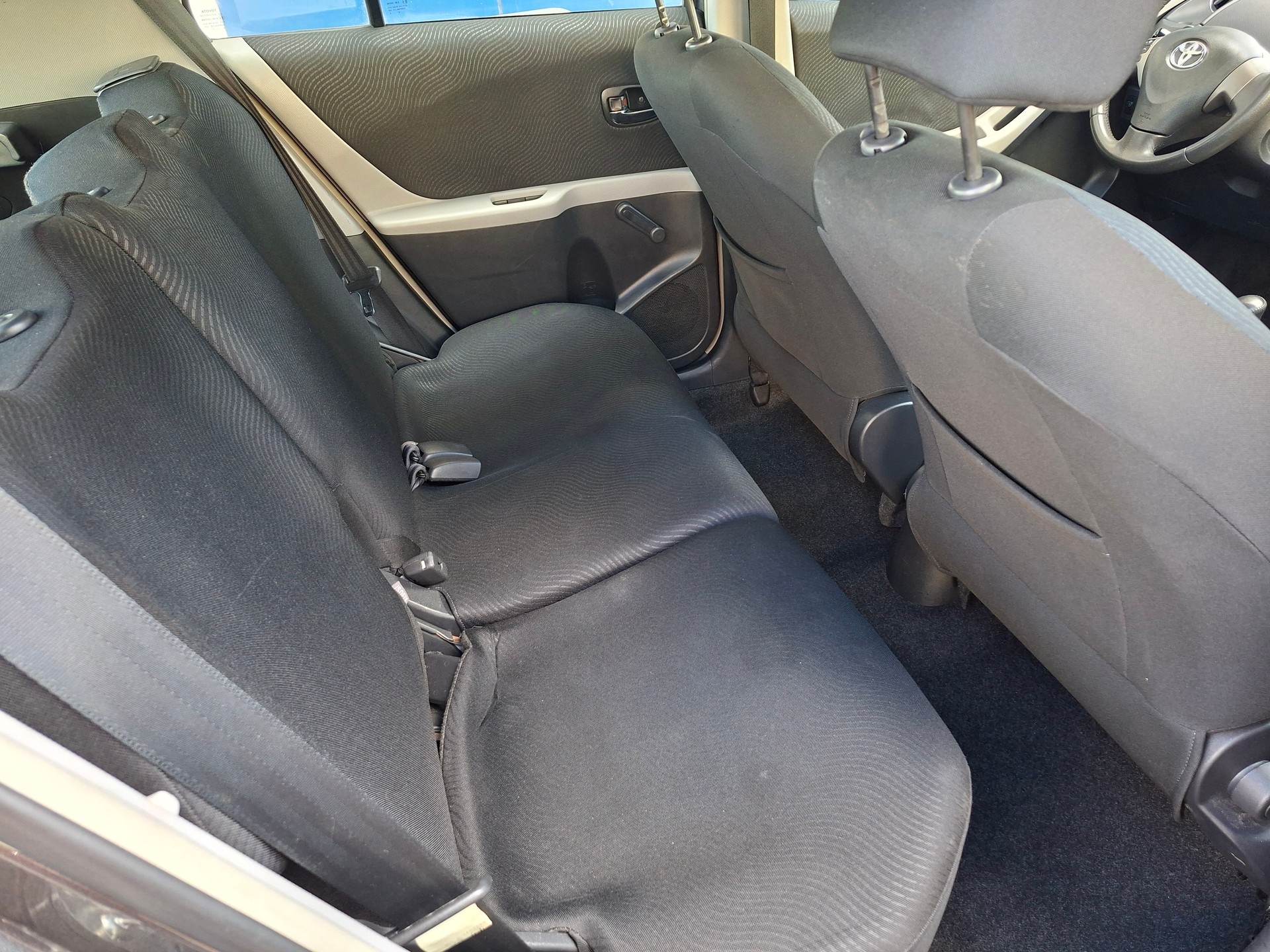 TOYOTA Yaris 1.33 Linea Luna Multimode-image-10