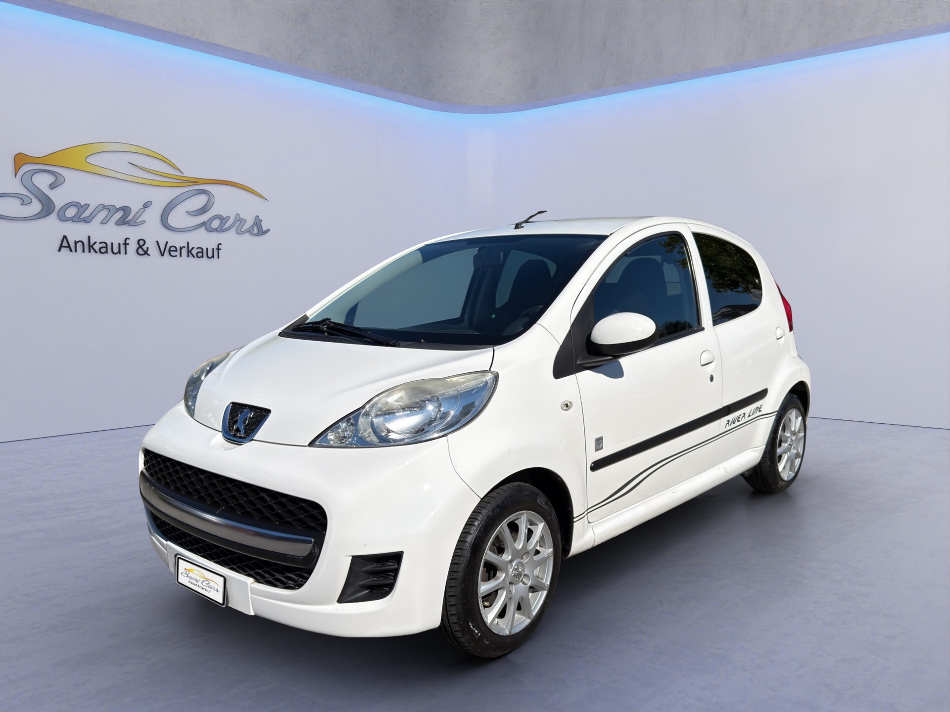 PEUGEOT 107 1.0 Trendy-image-1