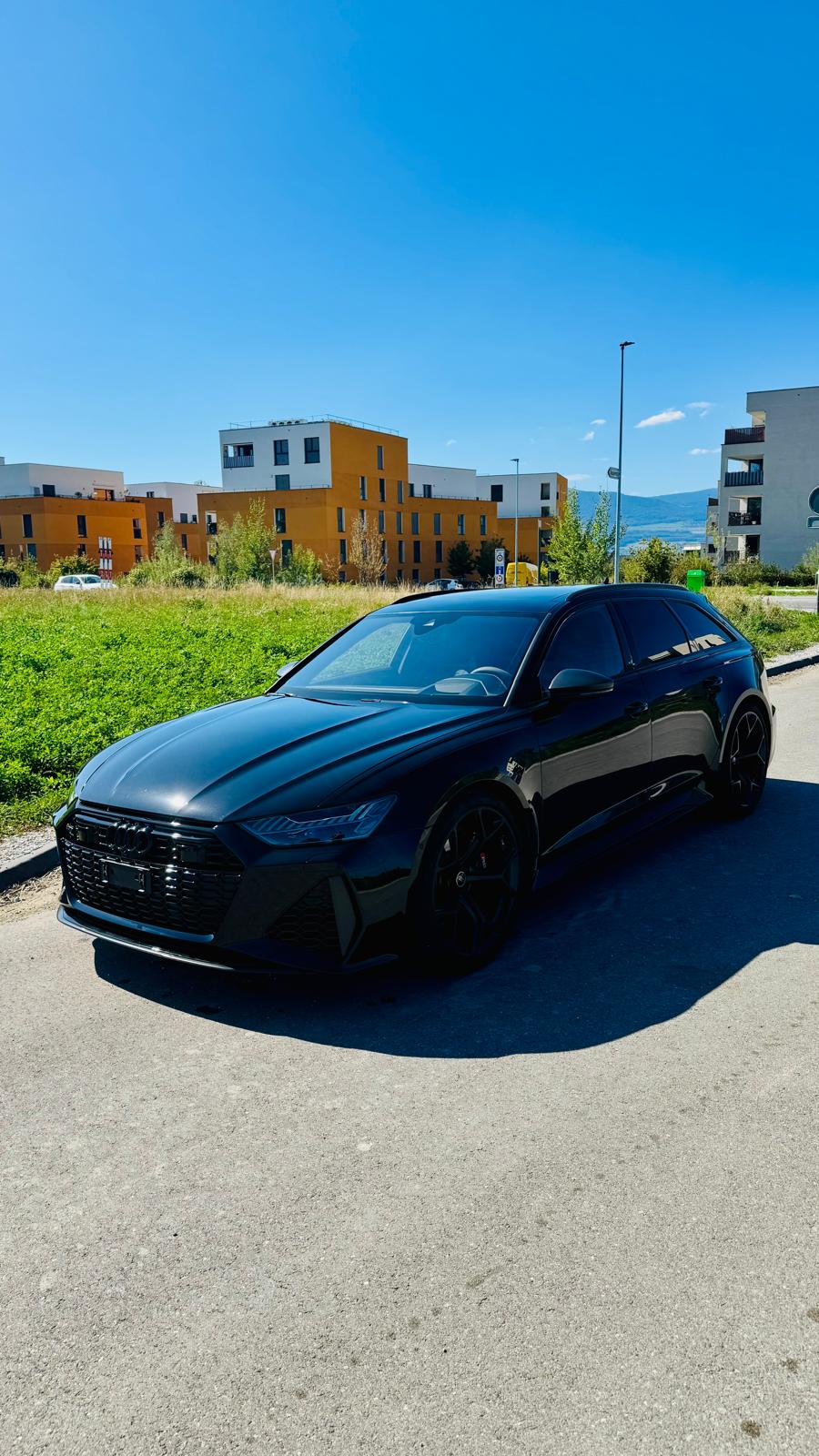 AUDI RS6 Avant 4.0 TFSI V8 Performance quattro-image-1