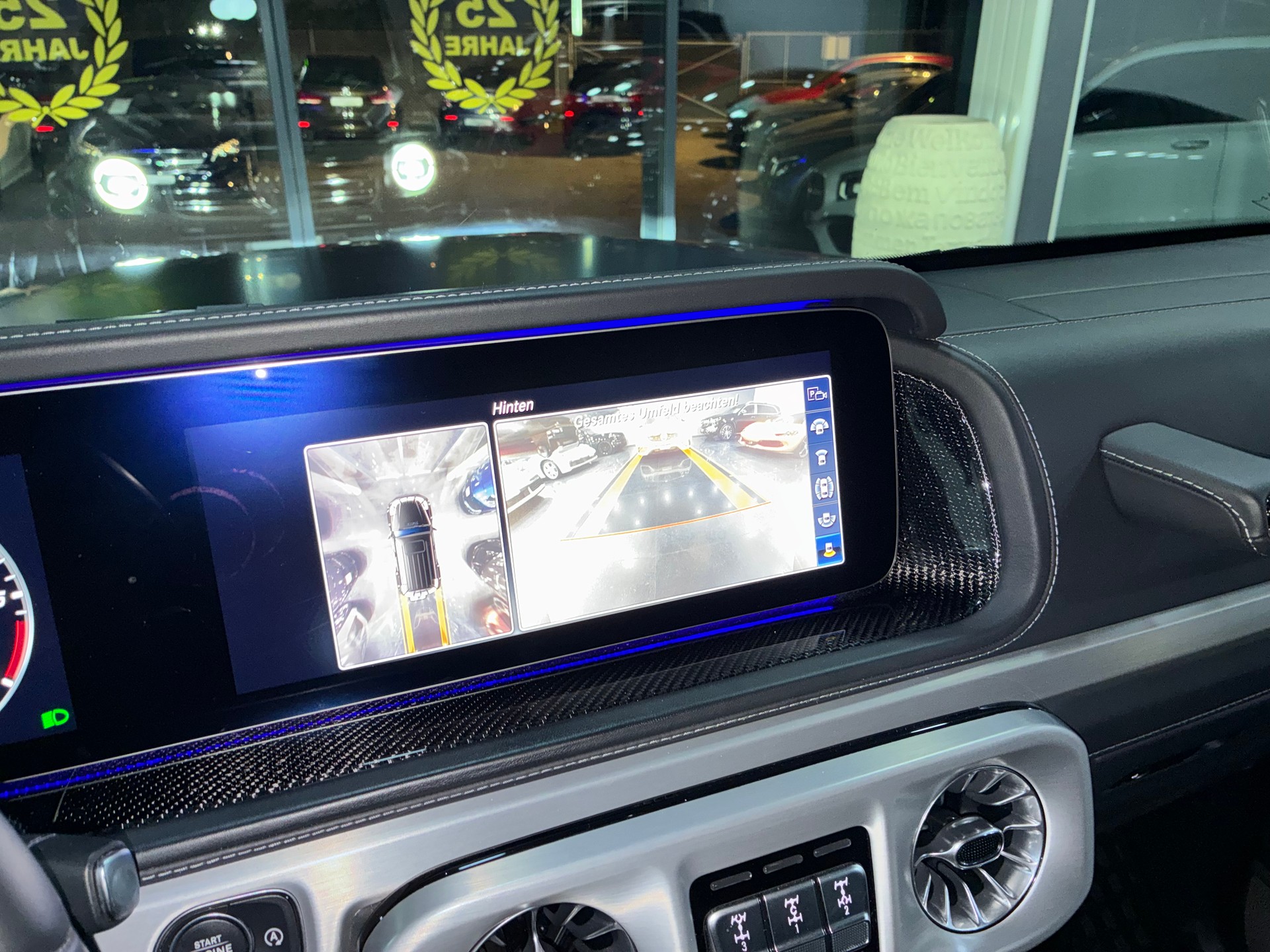 MERCEDES-BENZ G 400 d AMG Line 9G-Tronic-image-14