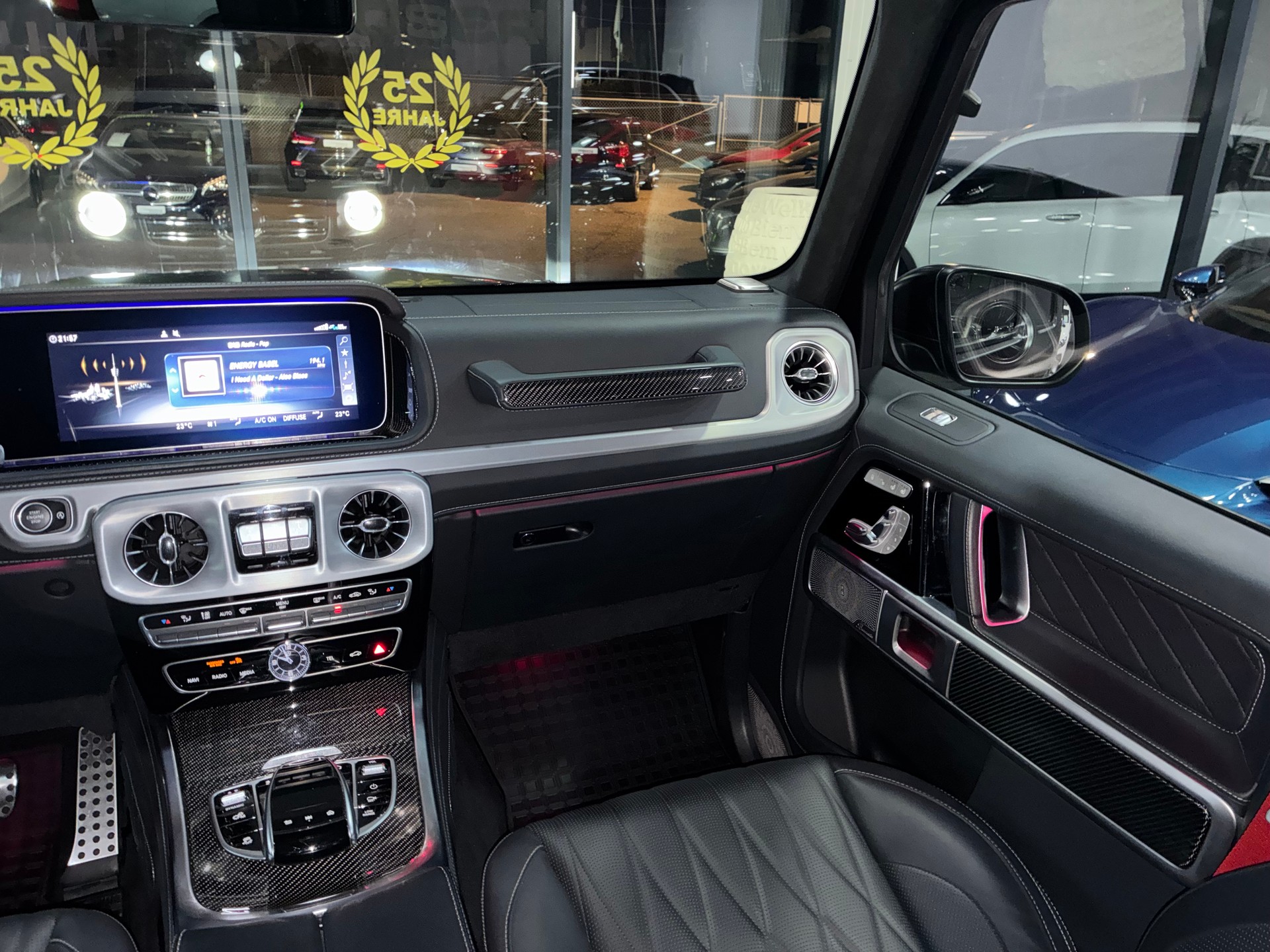 MERCEDES-BENZ G 400 d AMG Line 9G-Tronic-image-8