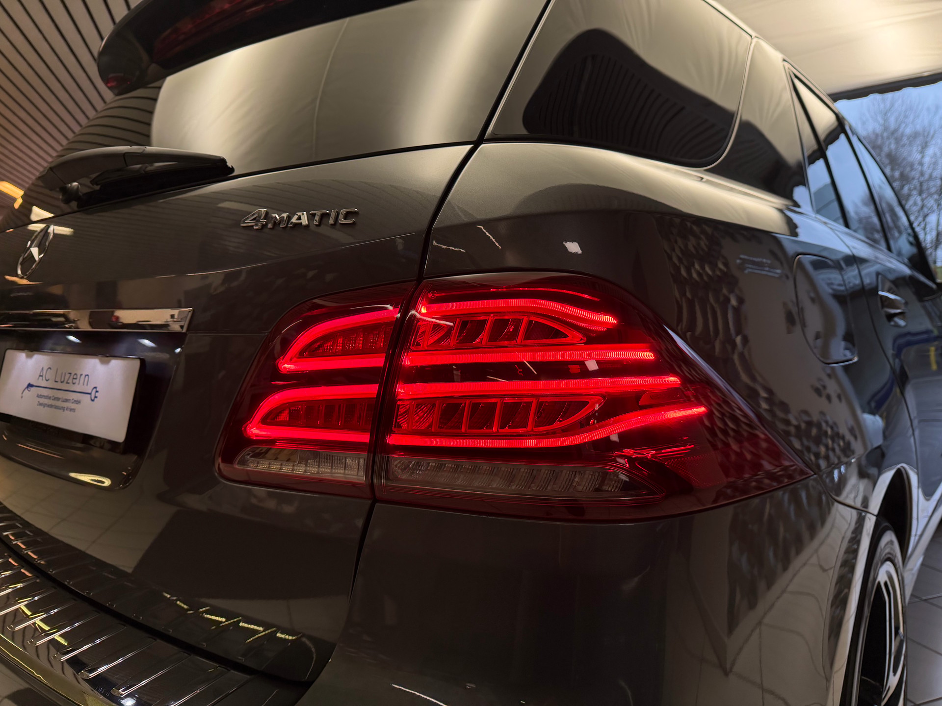 MERCEDES-BENZ GLE 350 d Executive 4Matic 9G-Tronic-image-30