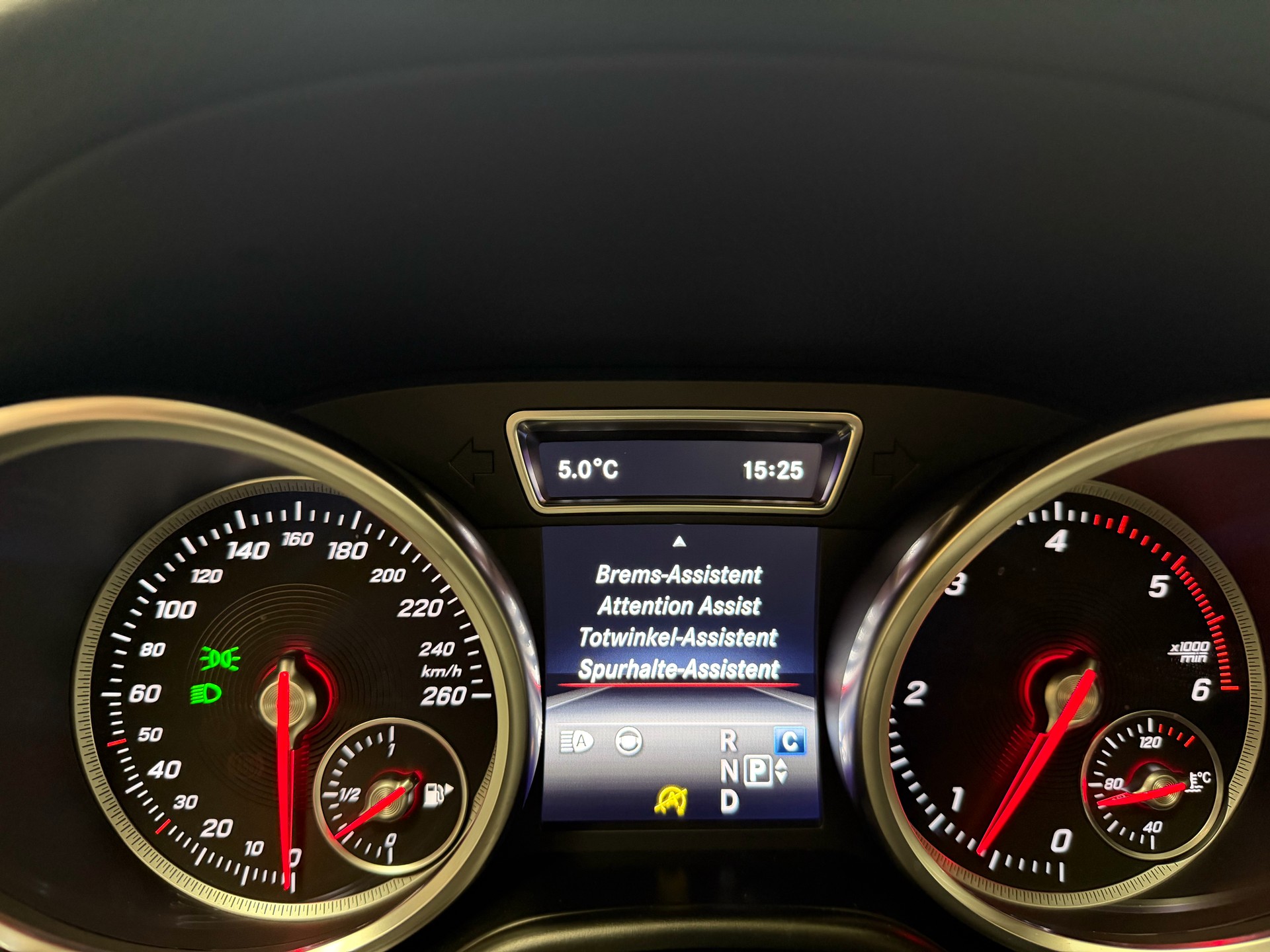 MERCEDES-BENZ GLE 350 d Executive 4Matic 9G-Tronic-image-15