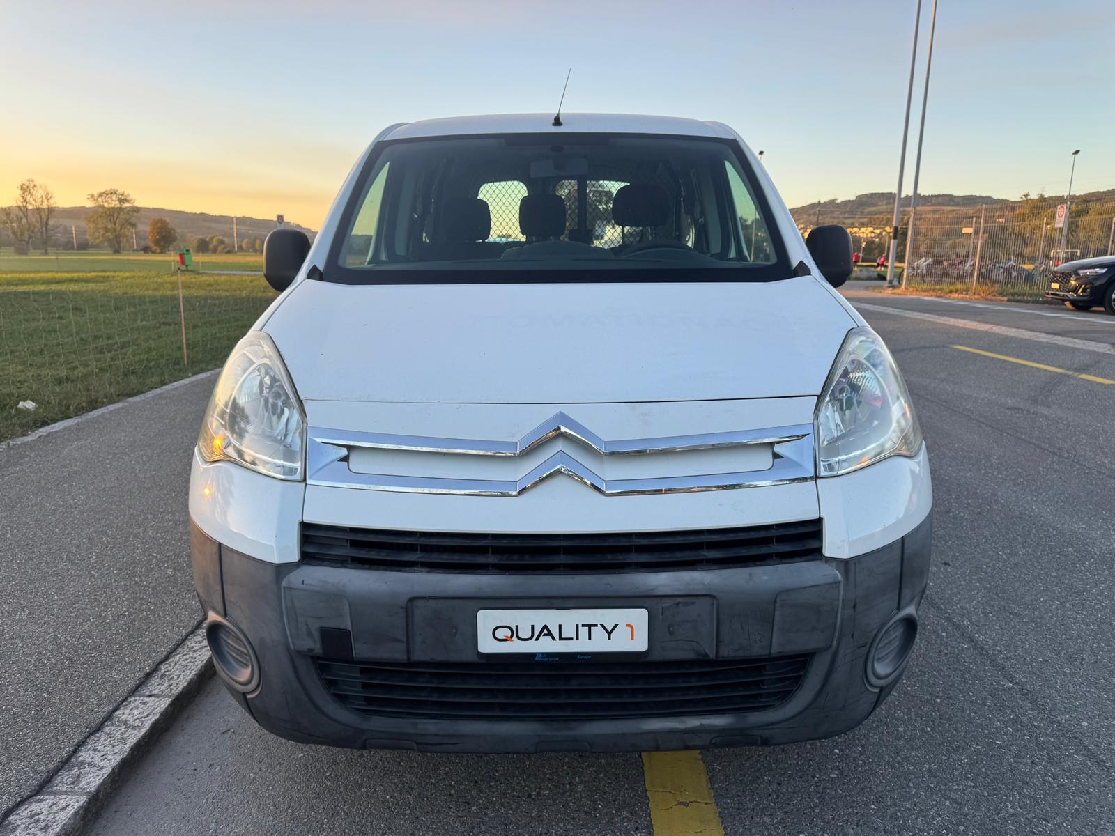 CITROEN Berlingo 1.6 HDi 600 Komfort (Confort)-image-7
