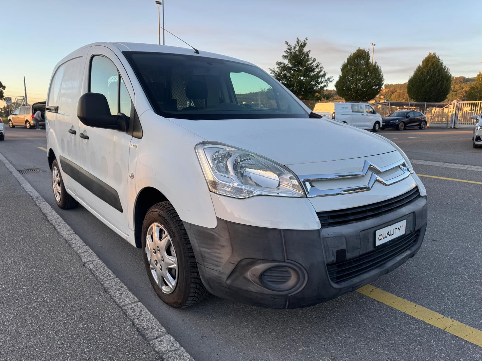 CITROEN Berlingo 1.6 HDi 600 Komfort (Confort)-image-6
