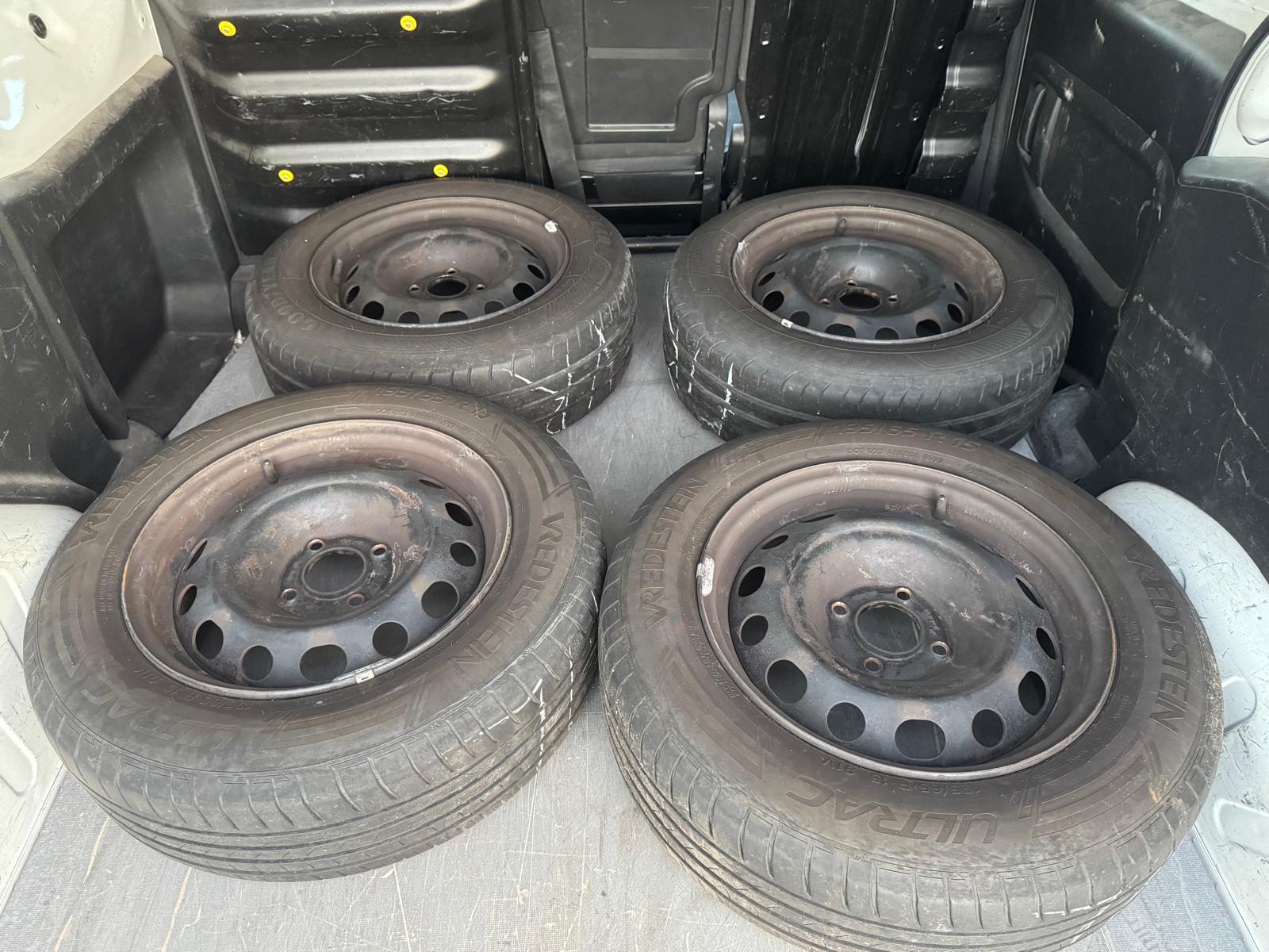 CITROEN Berlingo 1.6 HDi 600 Komfort (Confort)-image-12