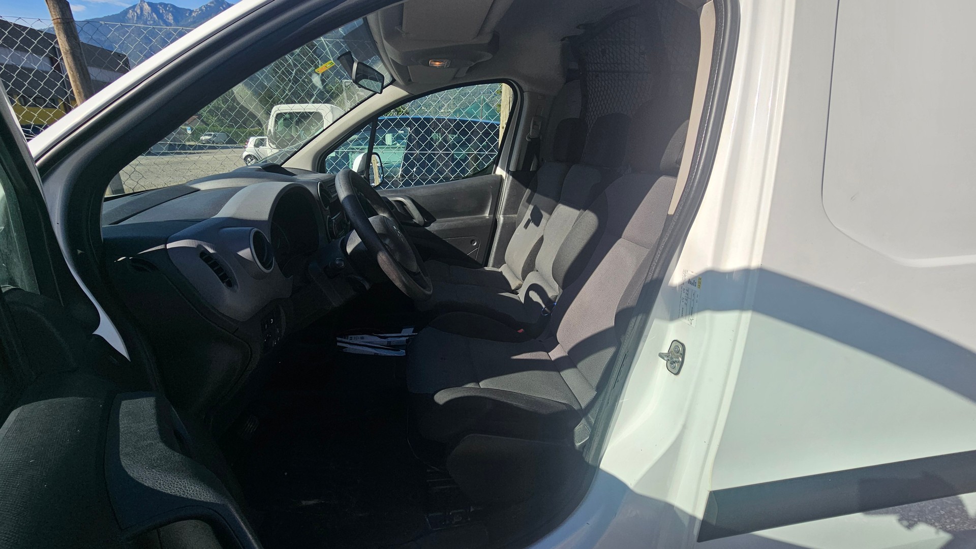 CITROEN Berlingo Electric Attraction lang/longue-image-6