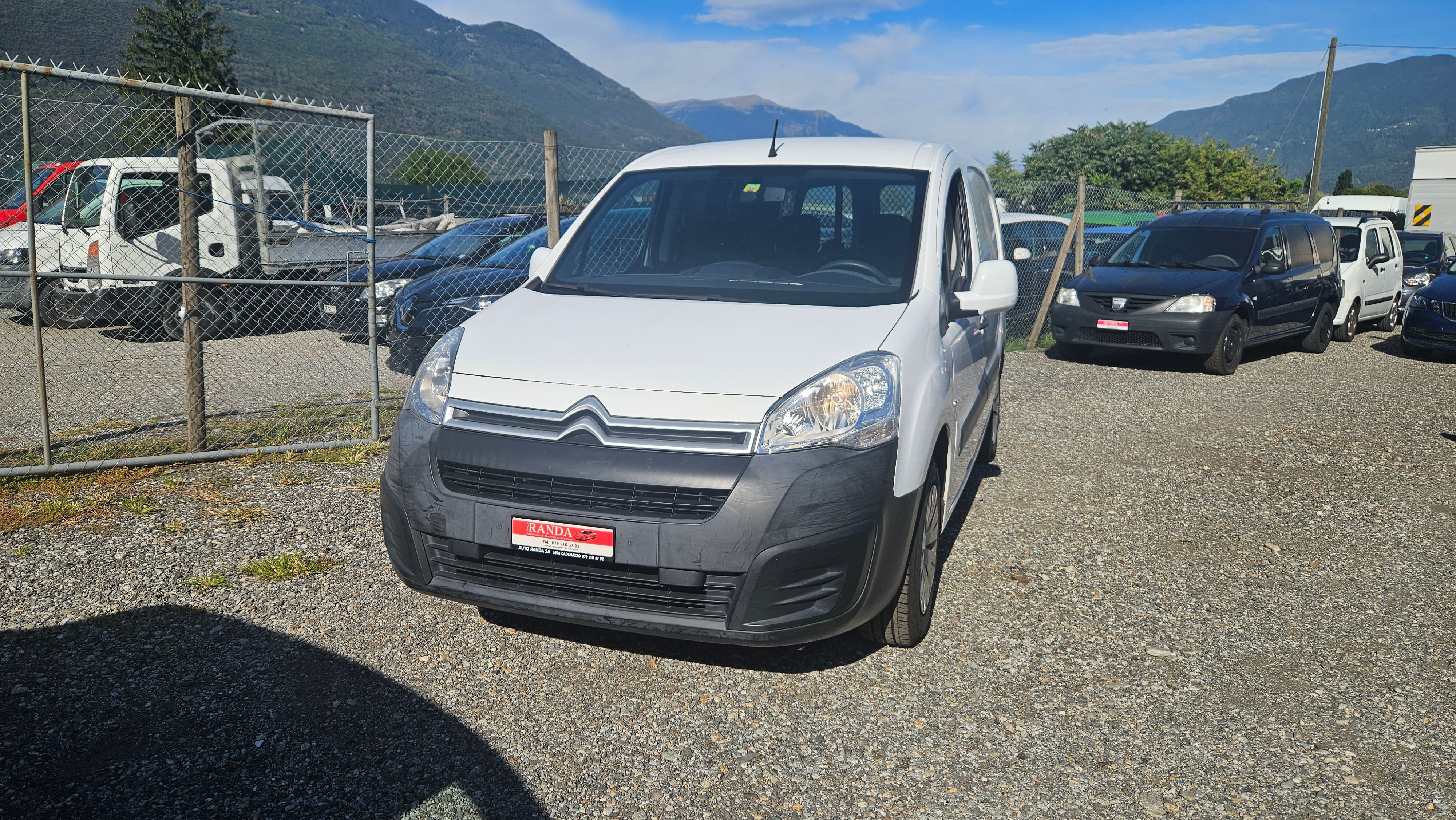 Car photo
