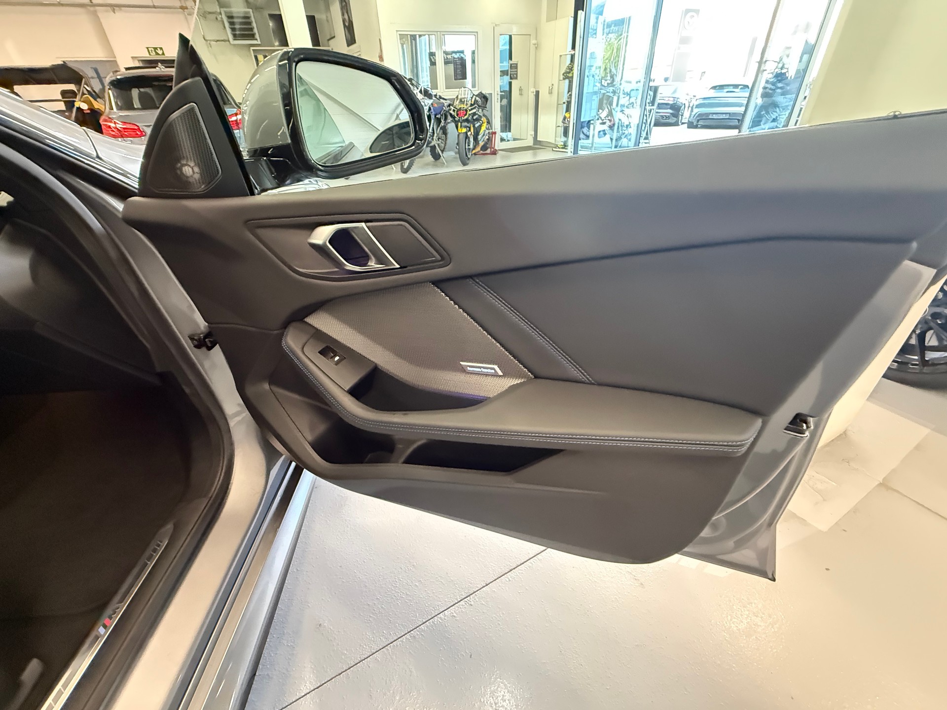BMW 223 xDrive Gran Coupé 48V M Sport Steptronic-image-21