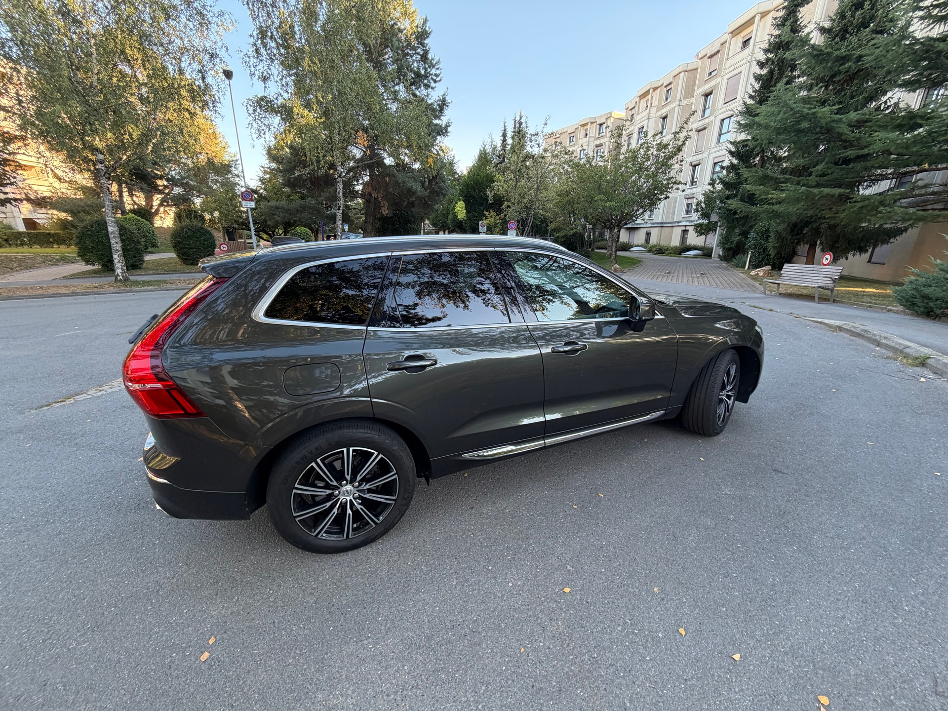 VOLVO 2.0 D4 Inscription AWD-image-2