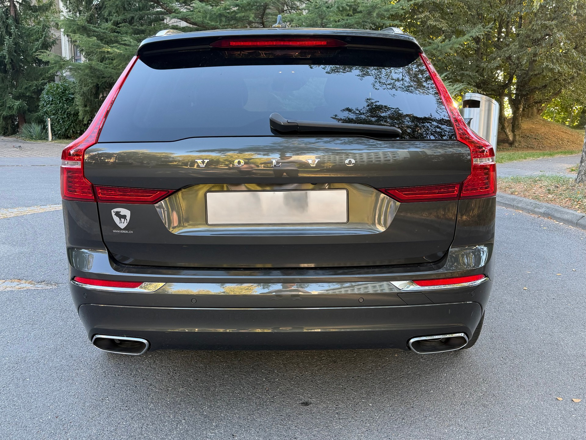 VOLVO 2.0 D4 Inscription AWD-image-1