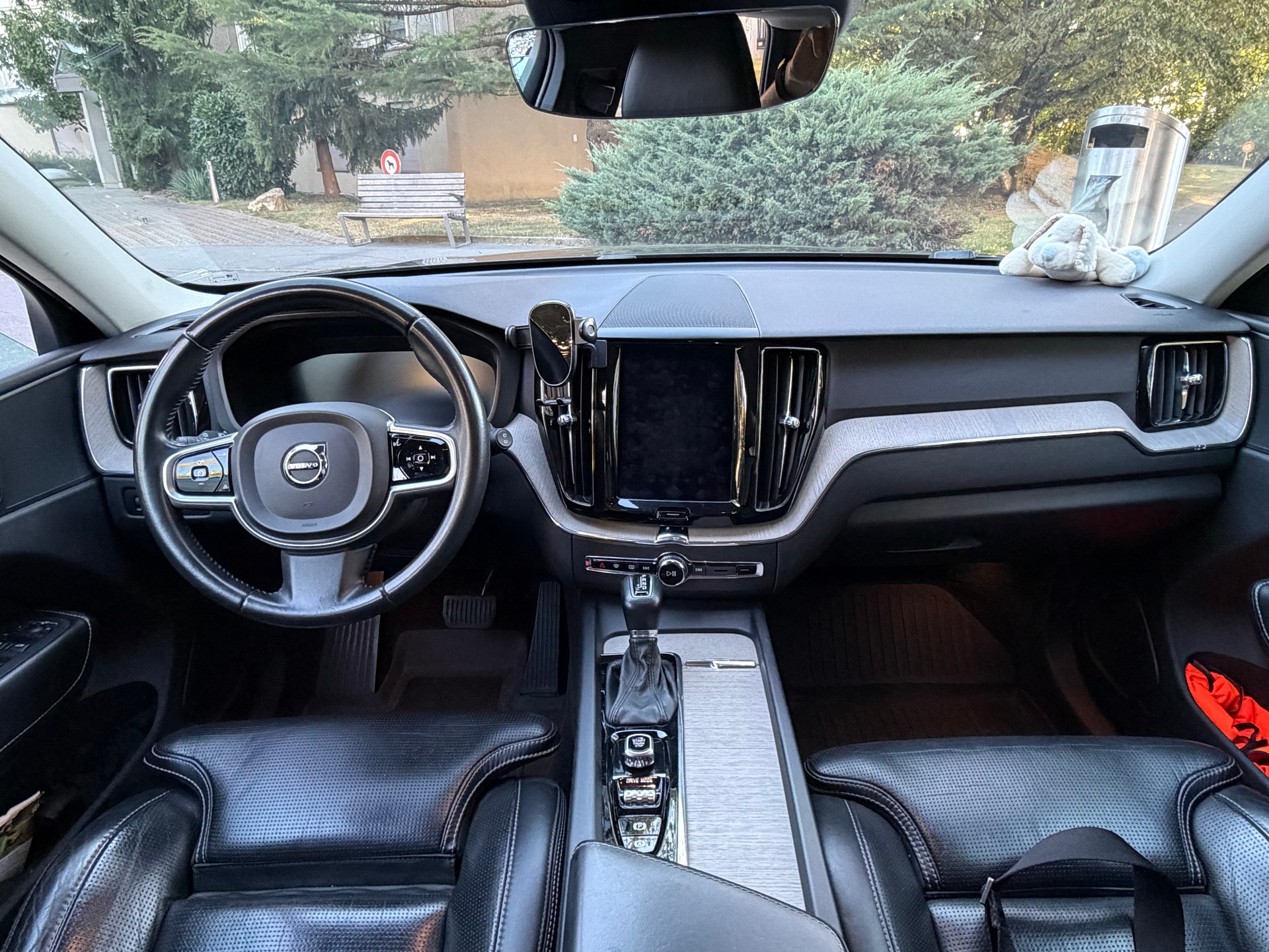 VOLVO 2.0 D4 Inscription AWD-image-5