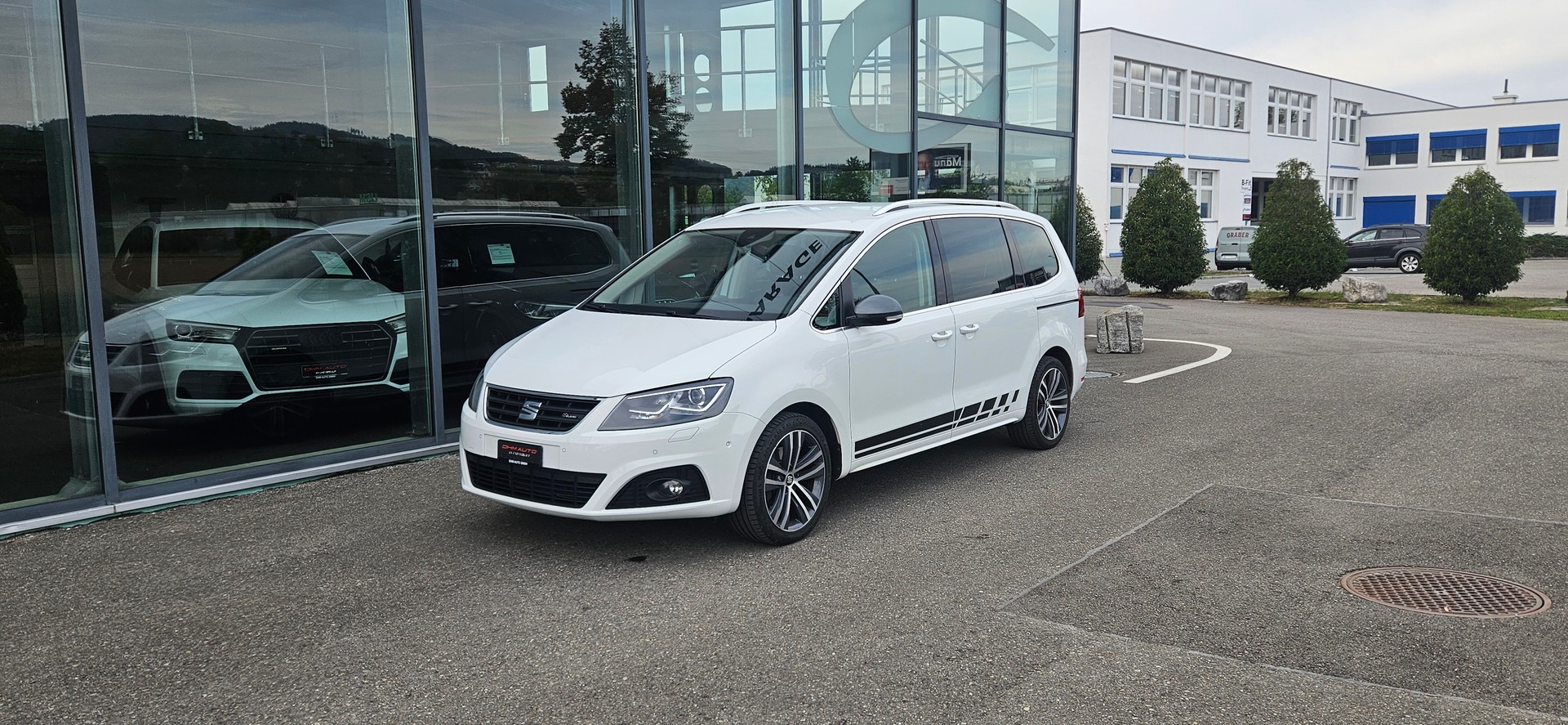 SEAT Alhambra 1.4 TSI FR Line DSG-image-1