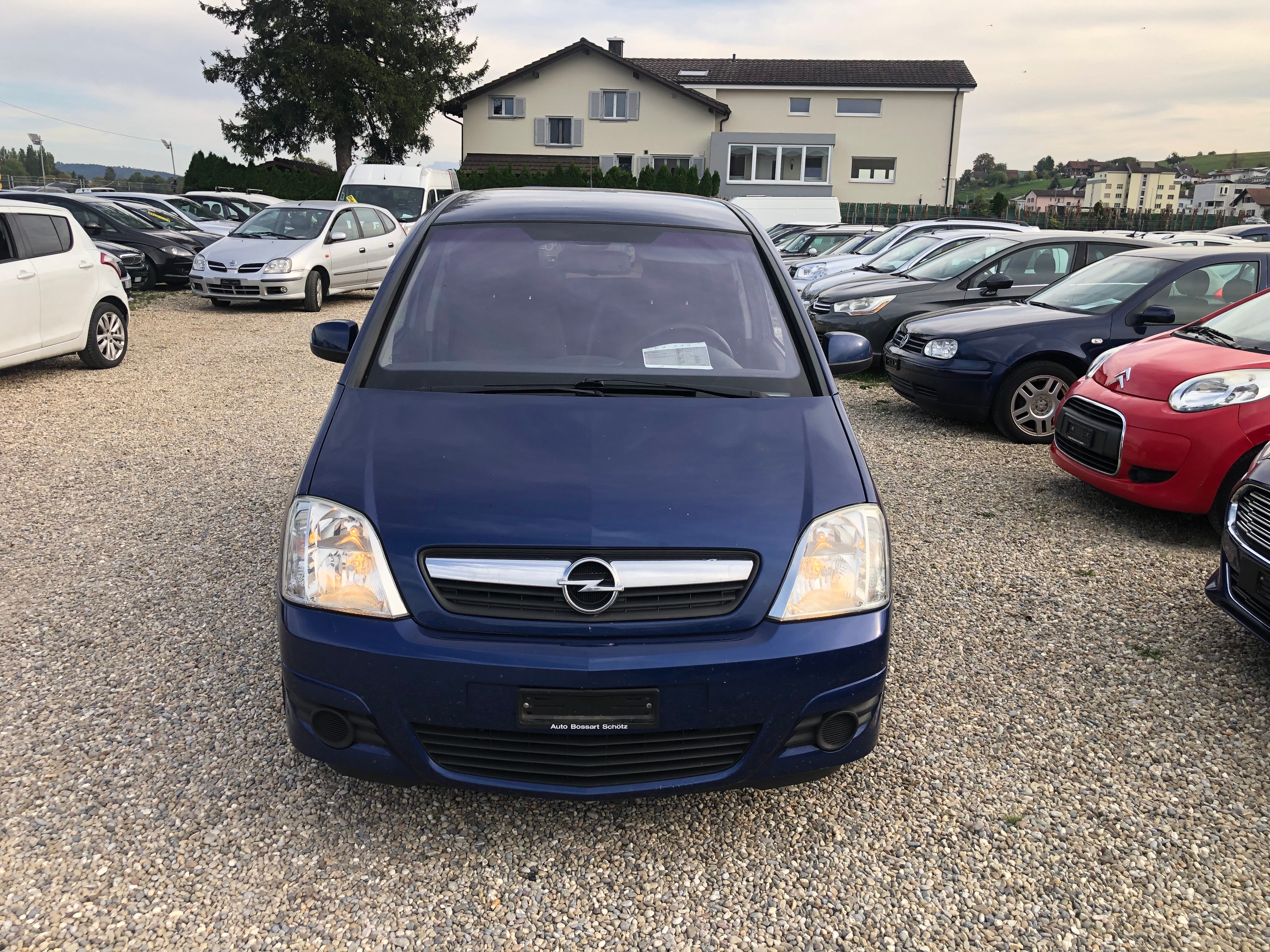 Car photo