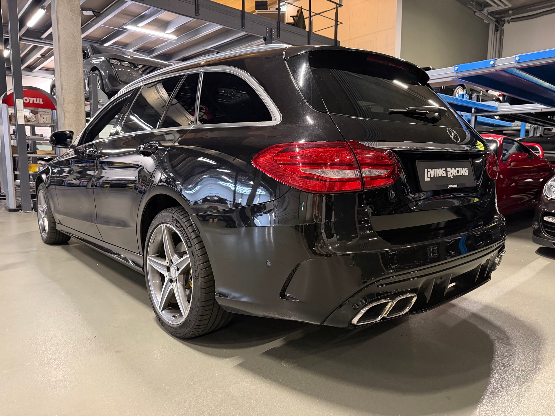 MERCEDES-BENZ C 400 AMG Line 4Matic 7G-Tronic *CH VHC*-image-2
