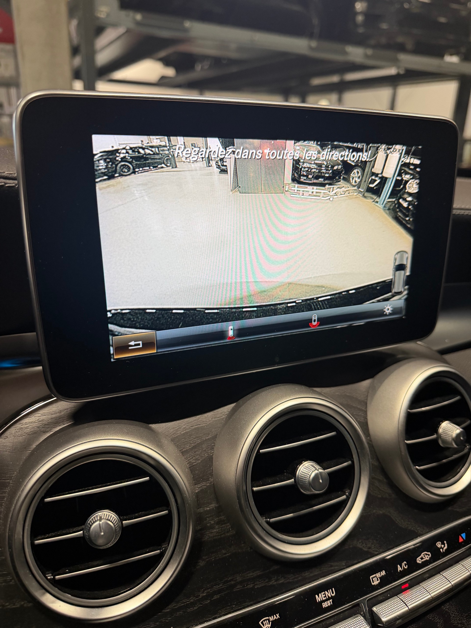 MERCEDES-BENZ C 400 AMG Line 4Matic 7G-Tronic *CH VHC*-image-11