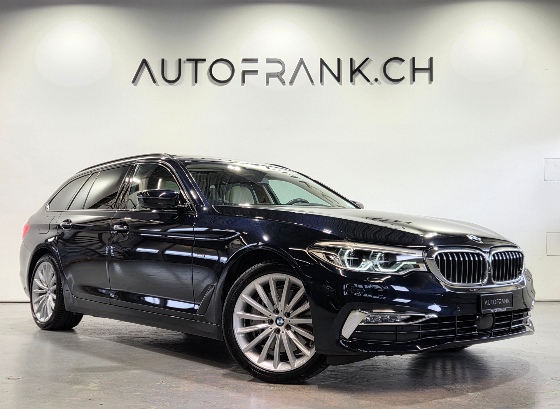 BMW 540d xDrive Touring Individual-image-0