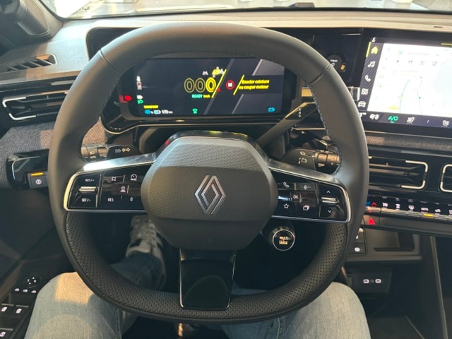 RENAULT R5 E-Tech Comfort Range 52 kWh Techno-image-8