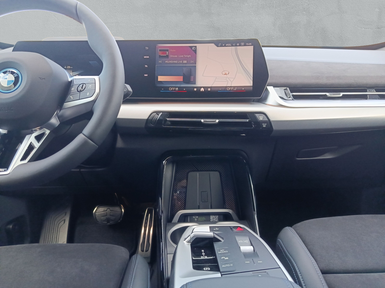BMW iX1 eDrive 20 Edition M Sport-image-17