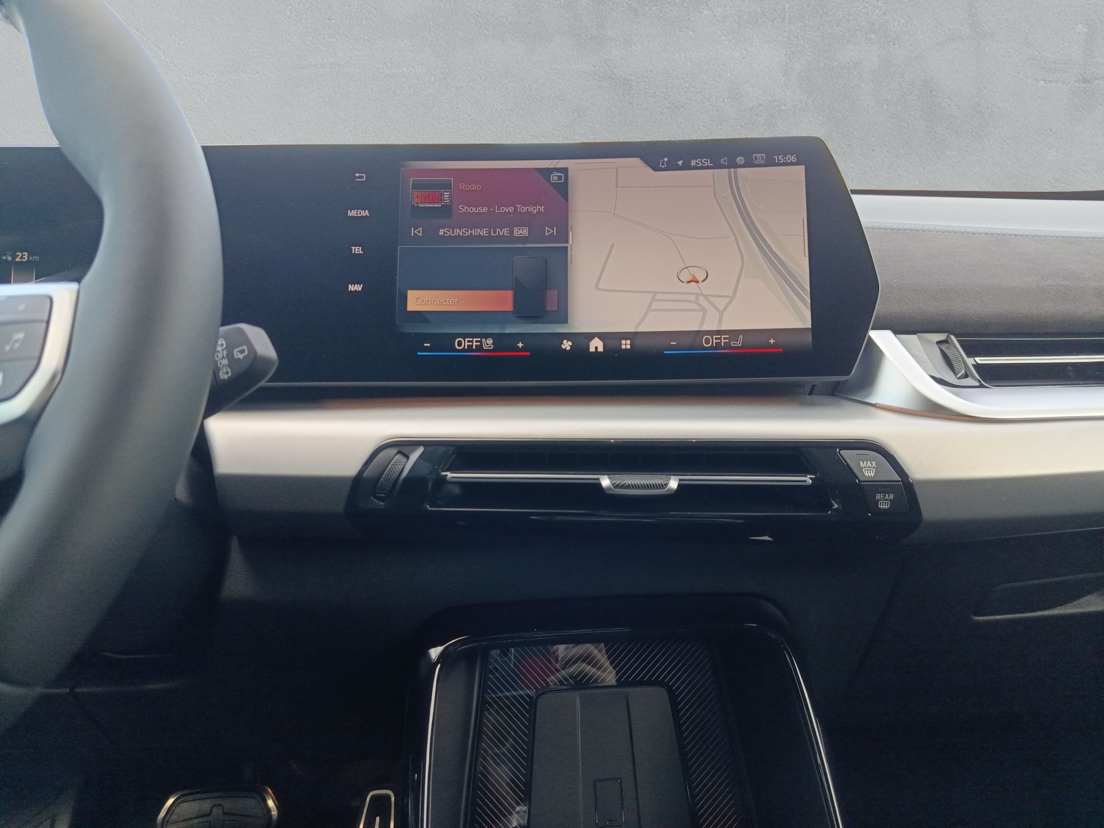 BMW iX1 eDrive 20 Edition M Sport-image-18