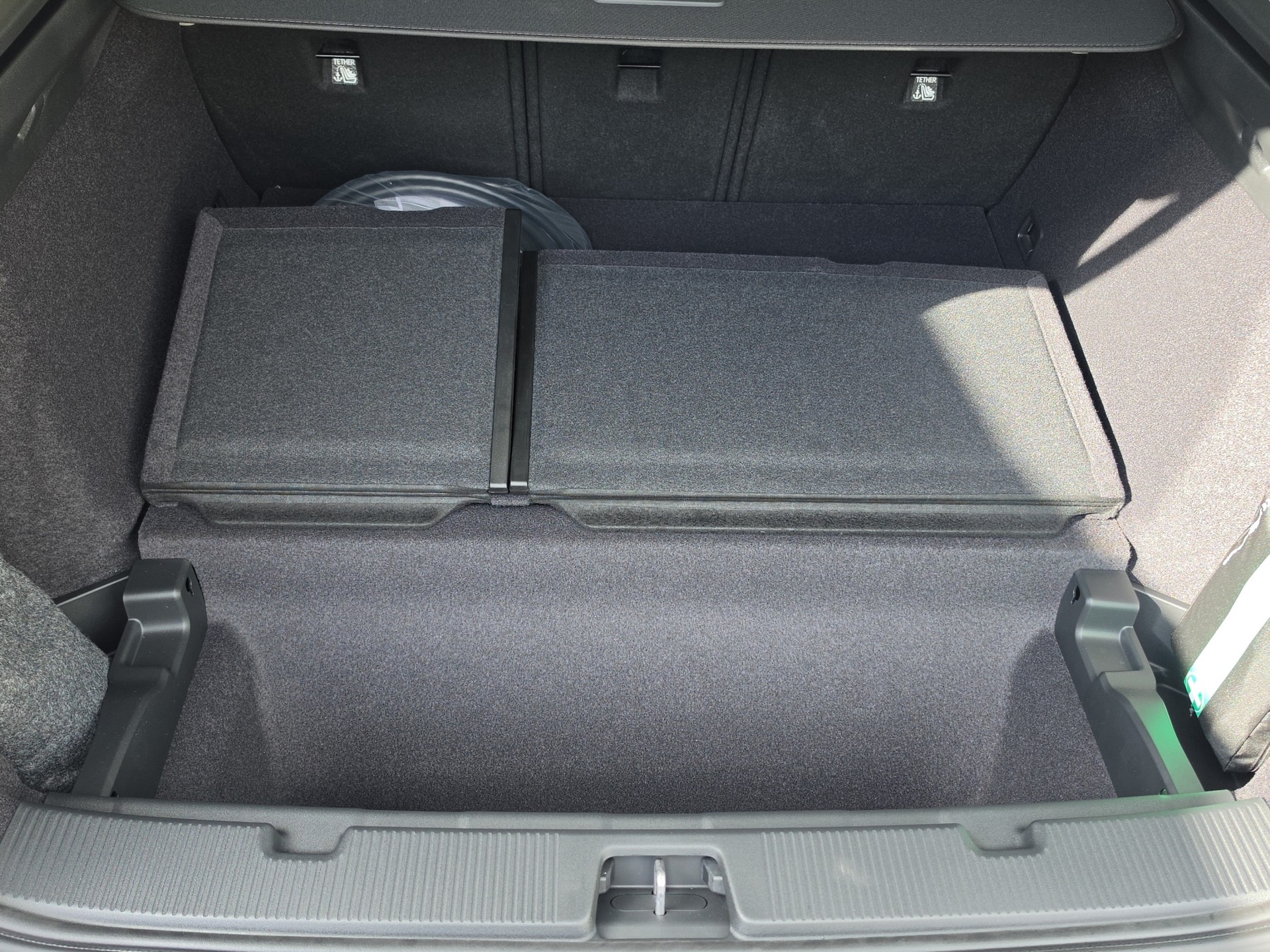 VOLVO EX60 Twin Ultra AWD-image-24