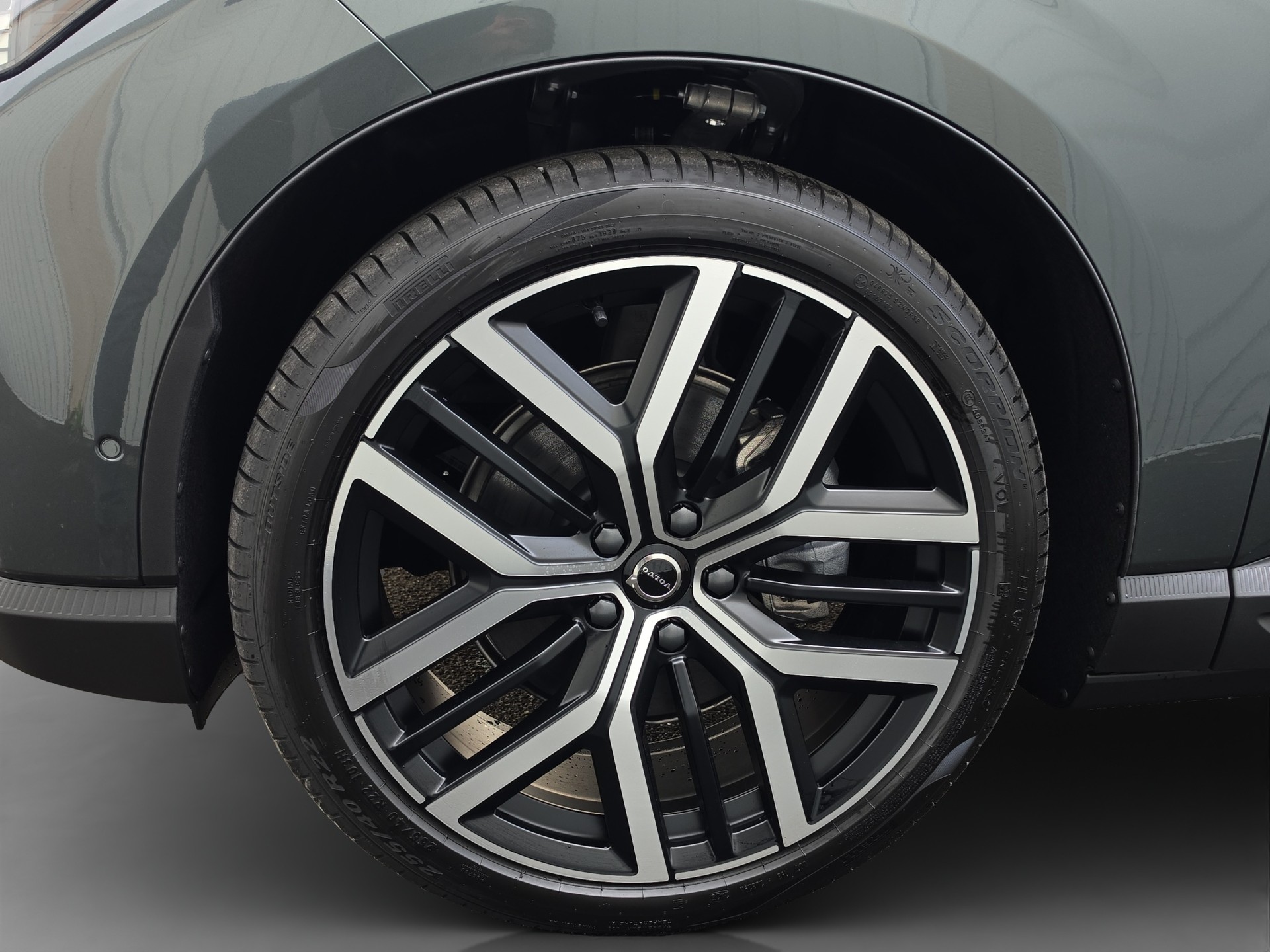 VOLVO EX60 Twin Ultra AWD-image-8