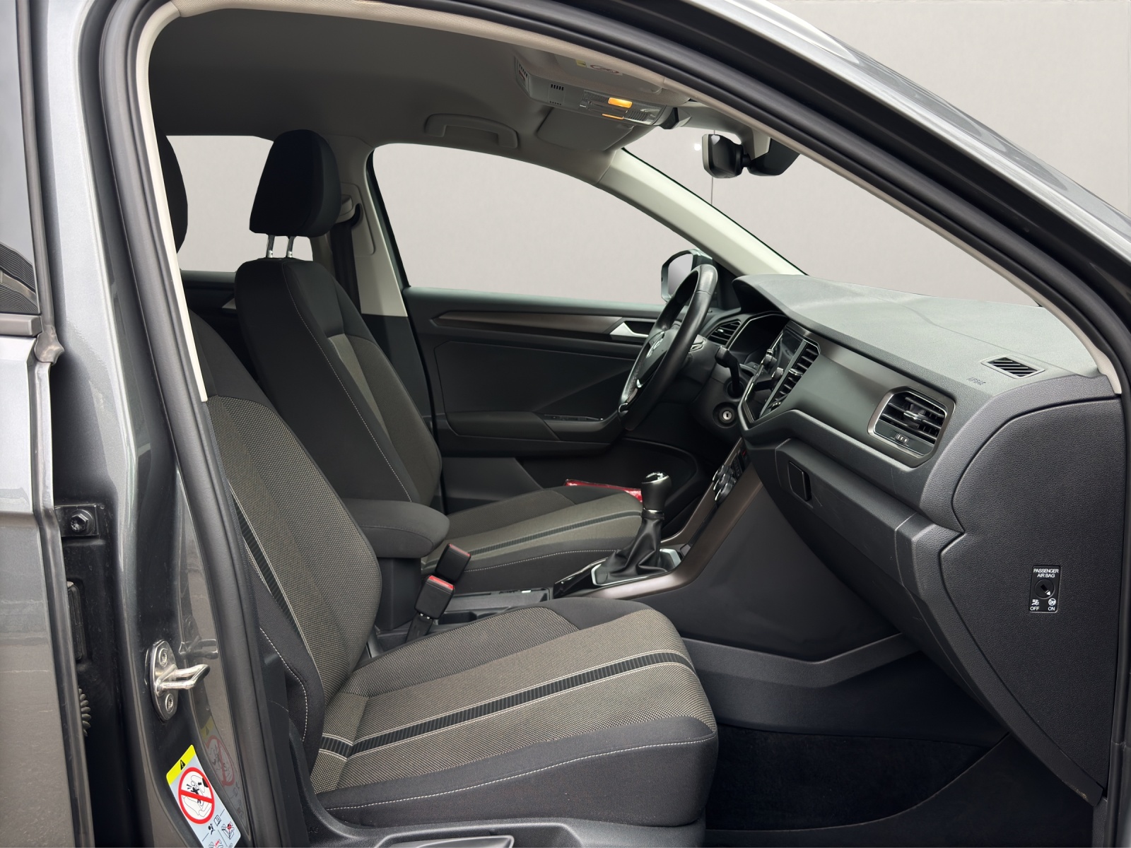 VW T-Roc 1.0 TSI-image-11
