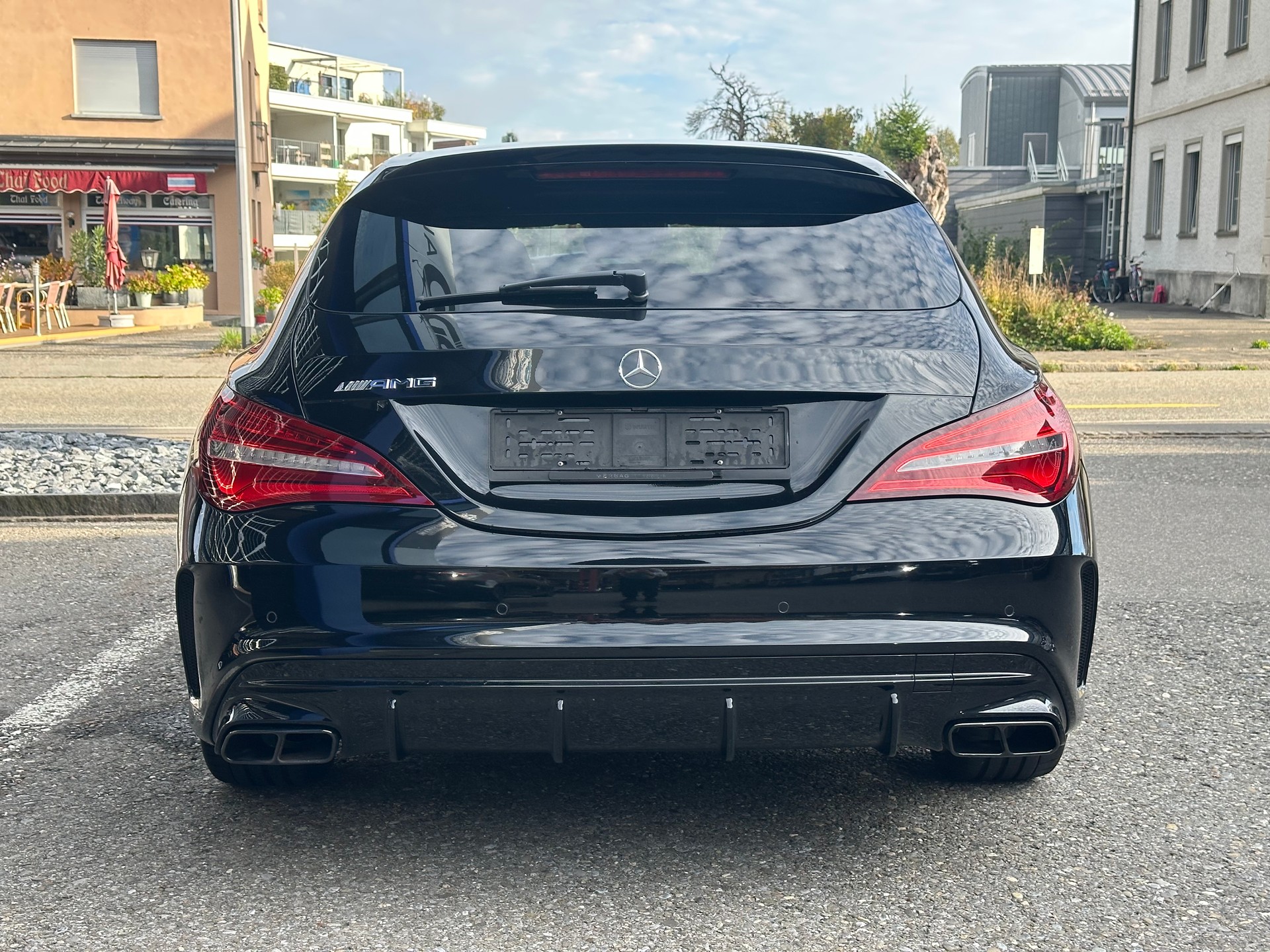MERCEDES-BENZ CLA Shooting Brake 45 AMG 4Matic Speedshift-image-6
