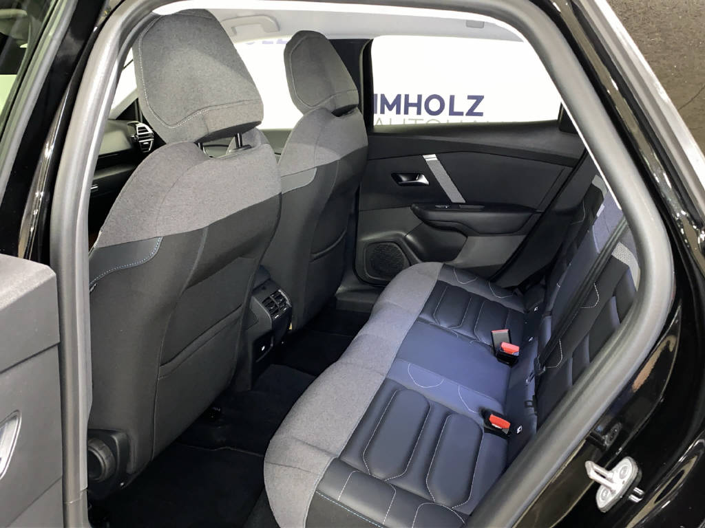 CITROEN C4 1.2 PureTech Shine-image-16