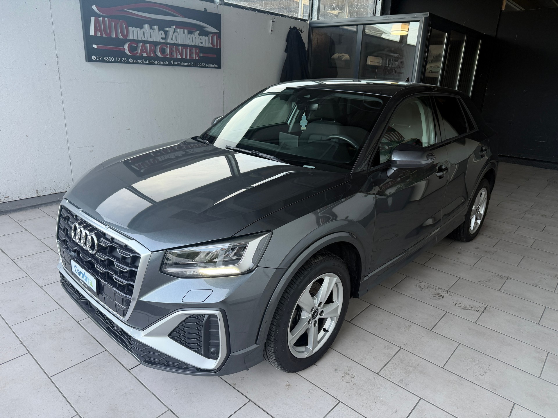 AUDI Q2 35 TDI quattro S-tronic-image-2