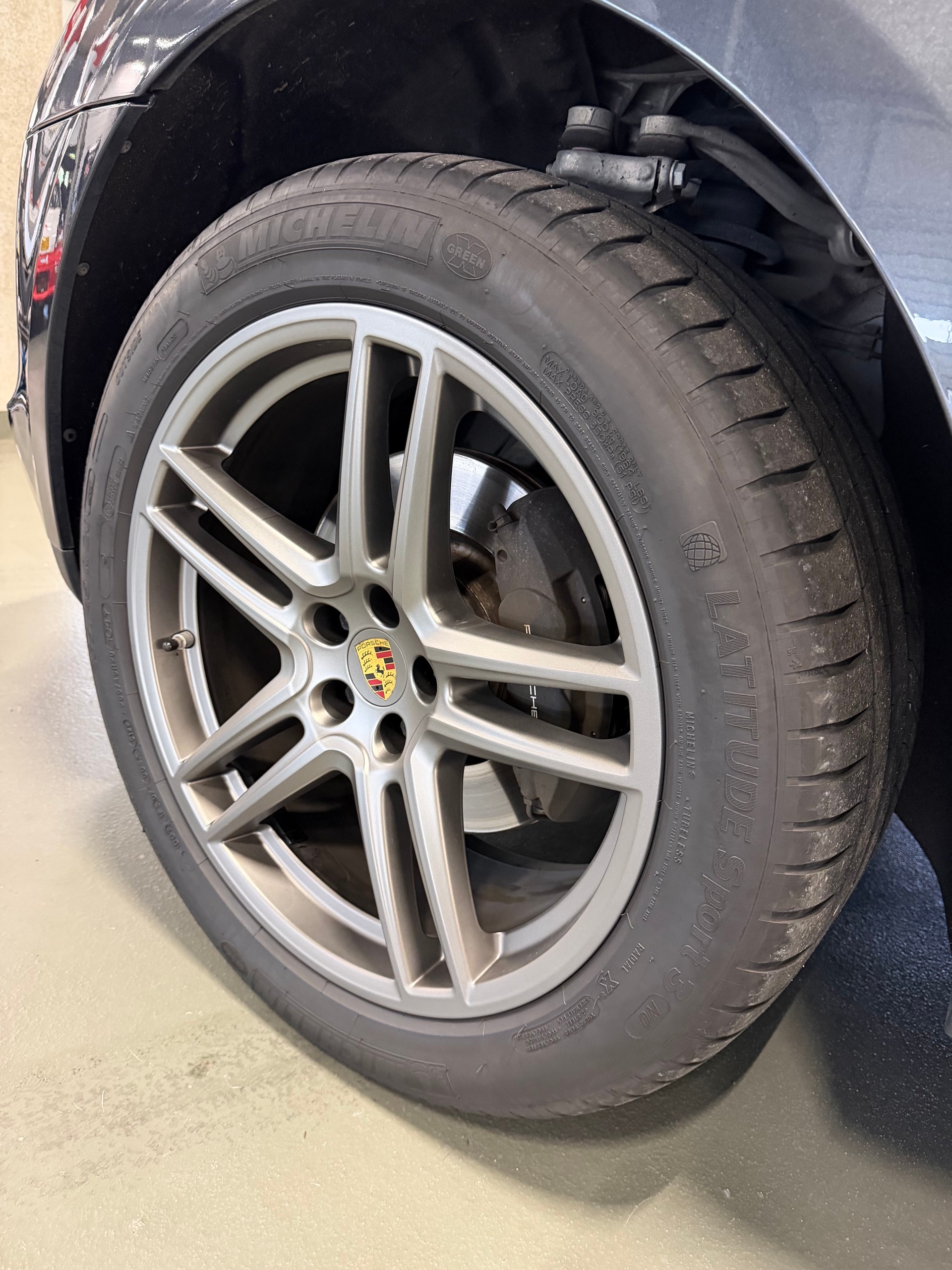 PORSCHE Macan PDK *VHC CH*-image-7