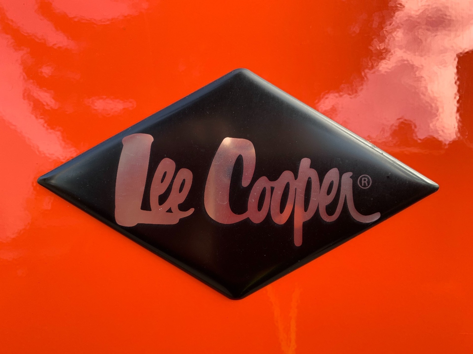 LAND ROVER Defender 90 SW 2.4Tdc-image-6