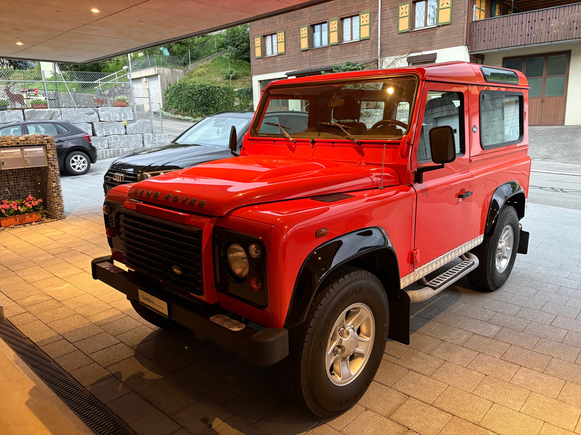 LAND ROVER Defender 90 SW 2.4Tdc-image-0