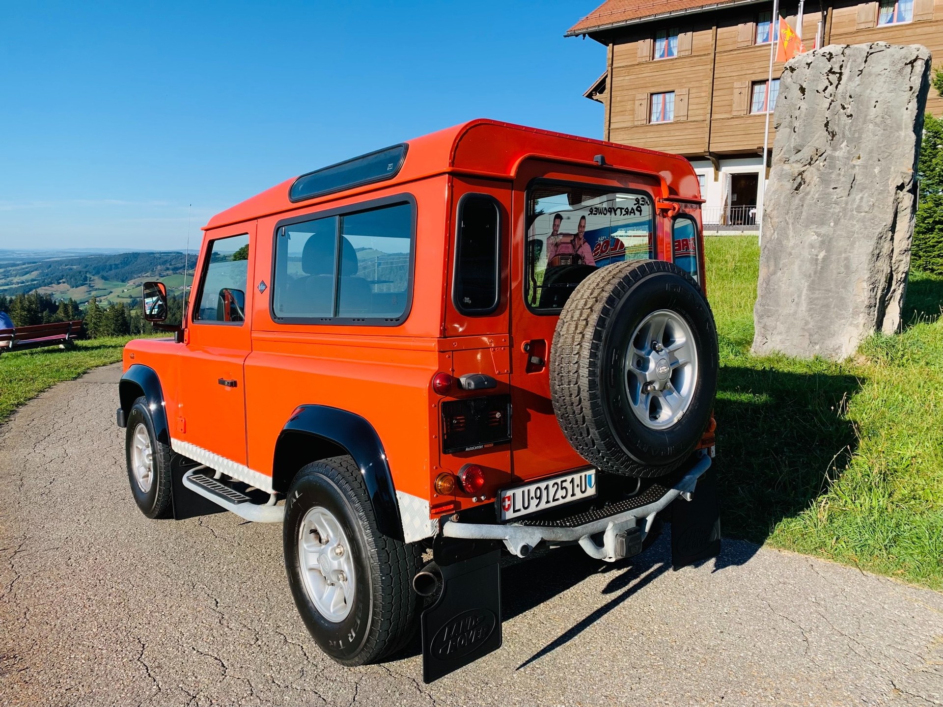 LAND ROVER Defender 90 SW 2.4Tdc-image-13