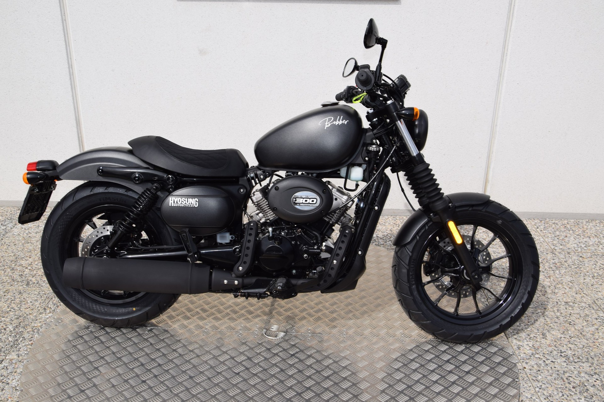 HYOSUNG GV 300 Bobber-image-6