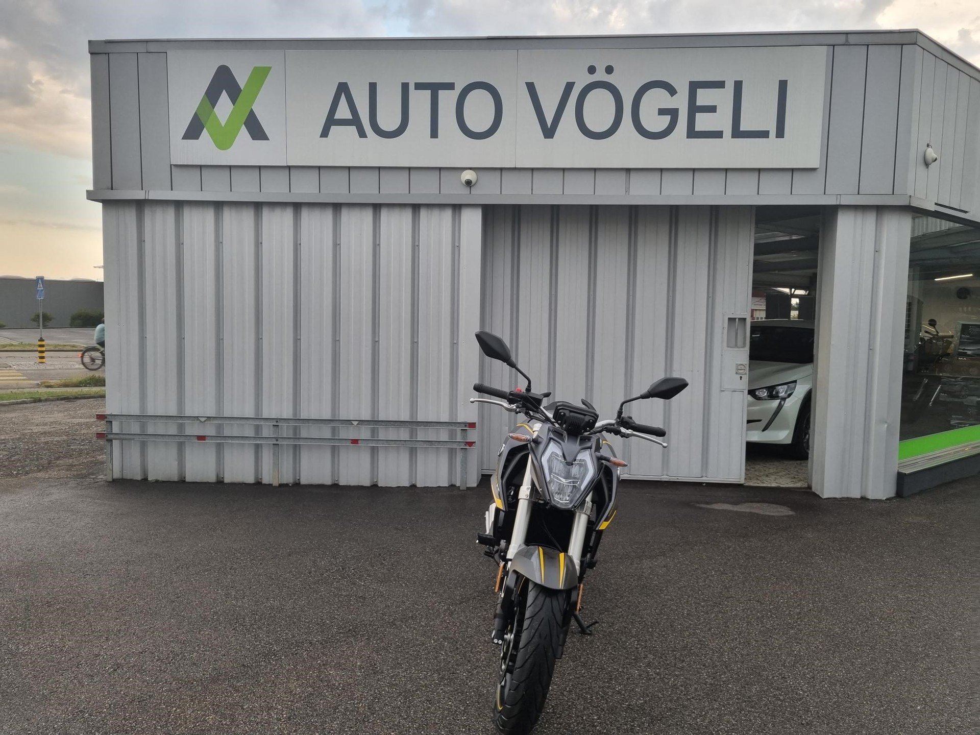 VOGE 525 R-image-8