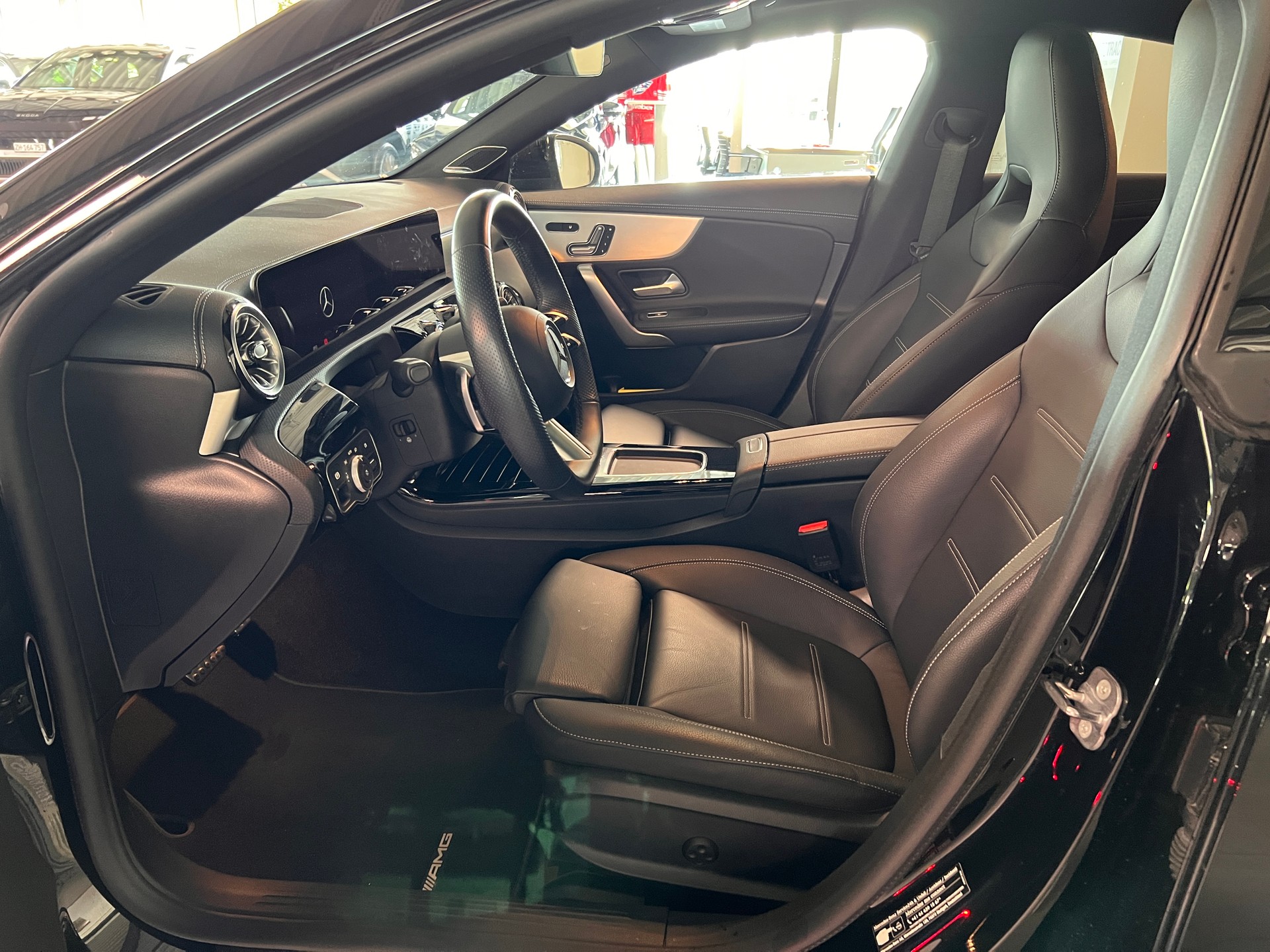 MERCEDES-BENZ CLA 250 4Matic Coupé-image-9