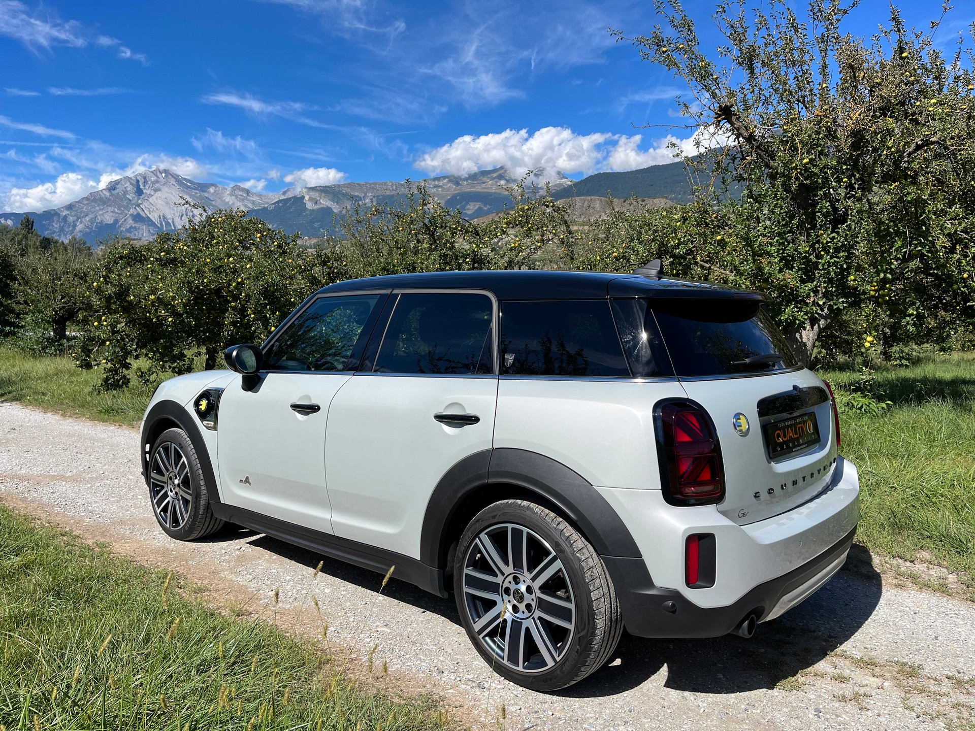 MINI Mini Countryman Cooper SE Trafalgar ALL4 PHEV Steptronic-image-8