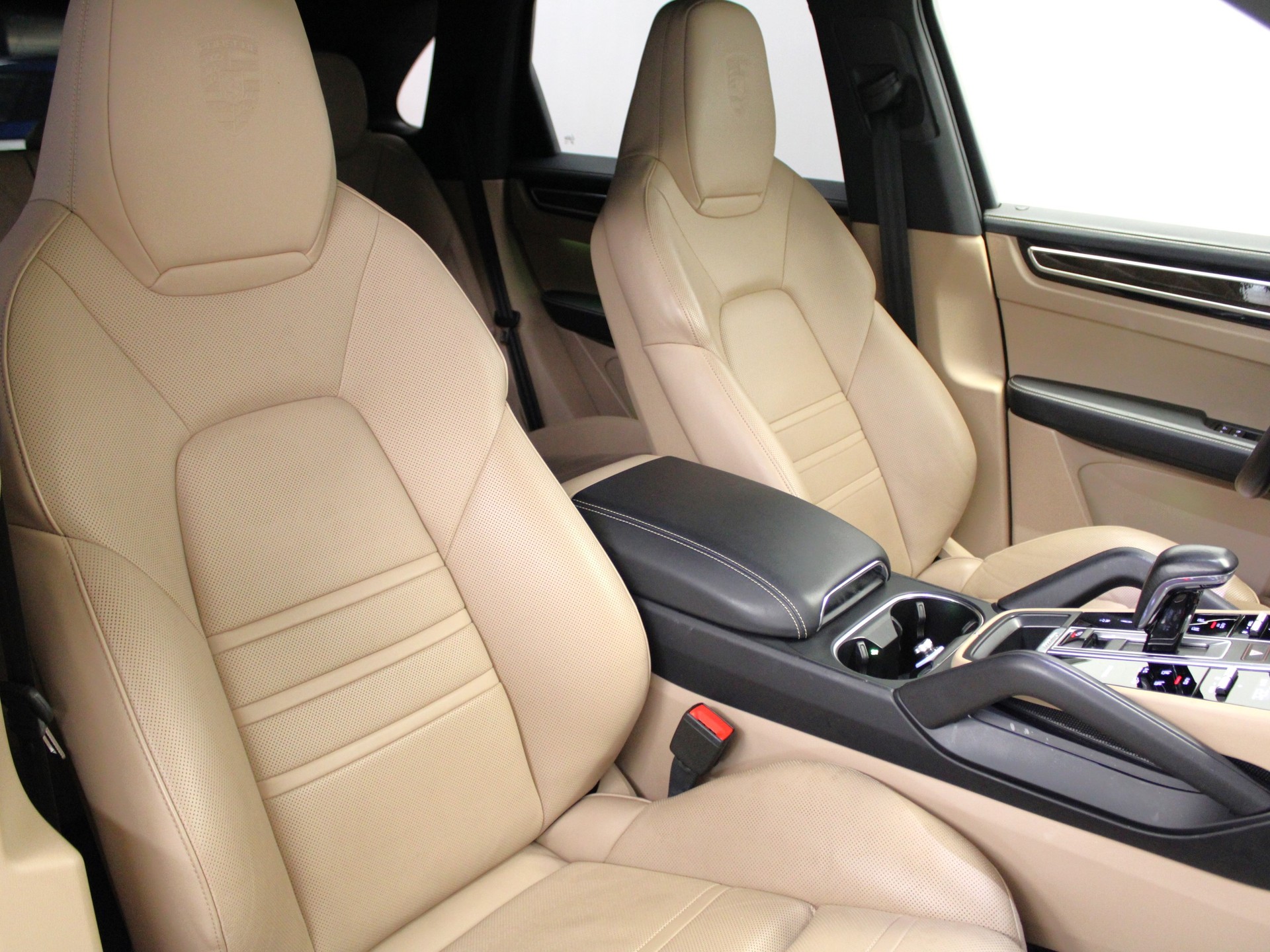 PORSCHE Cayenne S-image-6